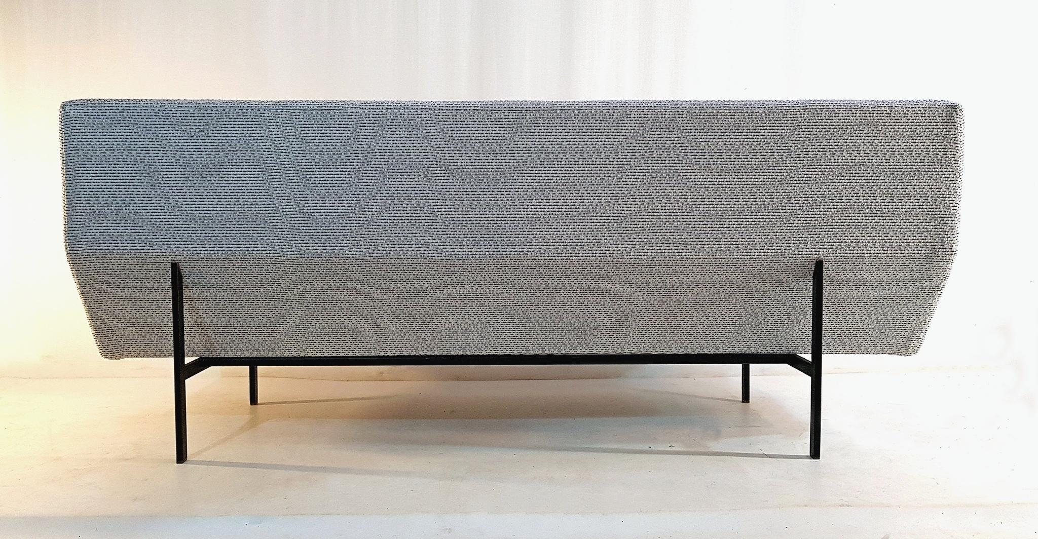 Italian Midcentury White Modern Lounge Sofa, Italy
