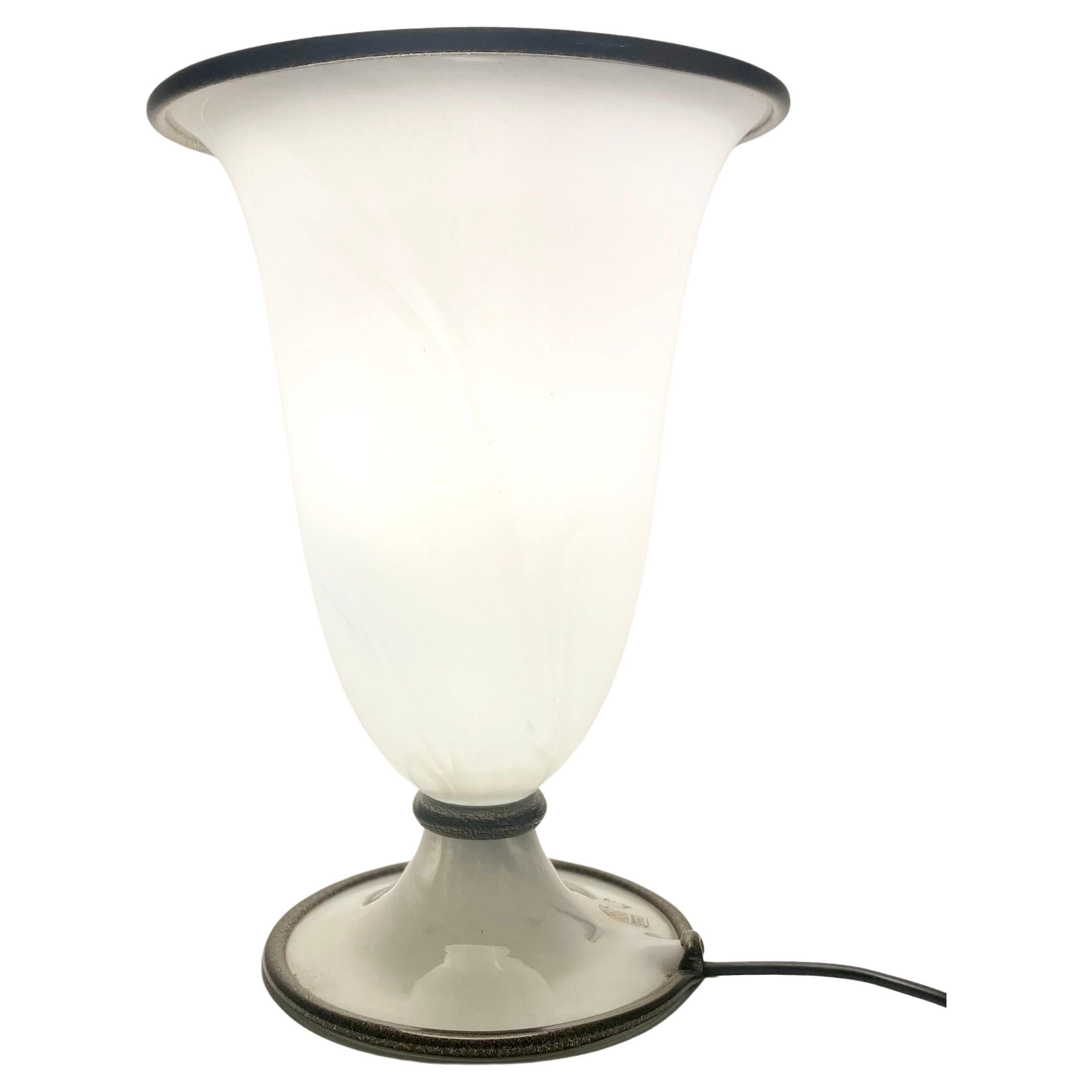 Mid-Century White Murano Glass Table Lamp by Barovier & Toso, Italy 1950s For Sale