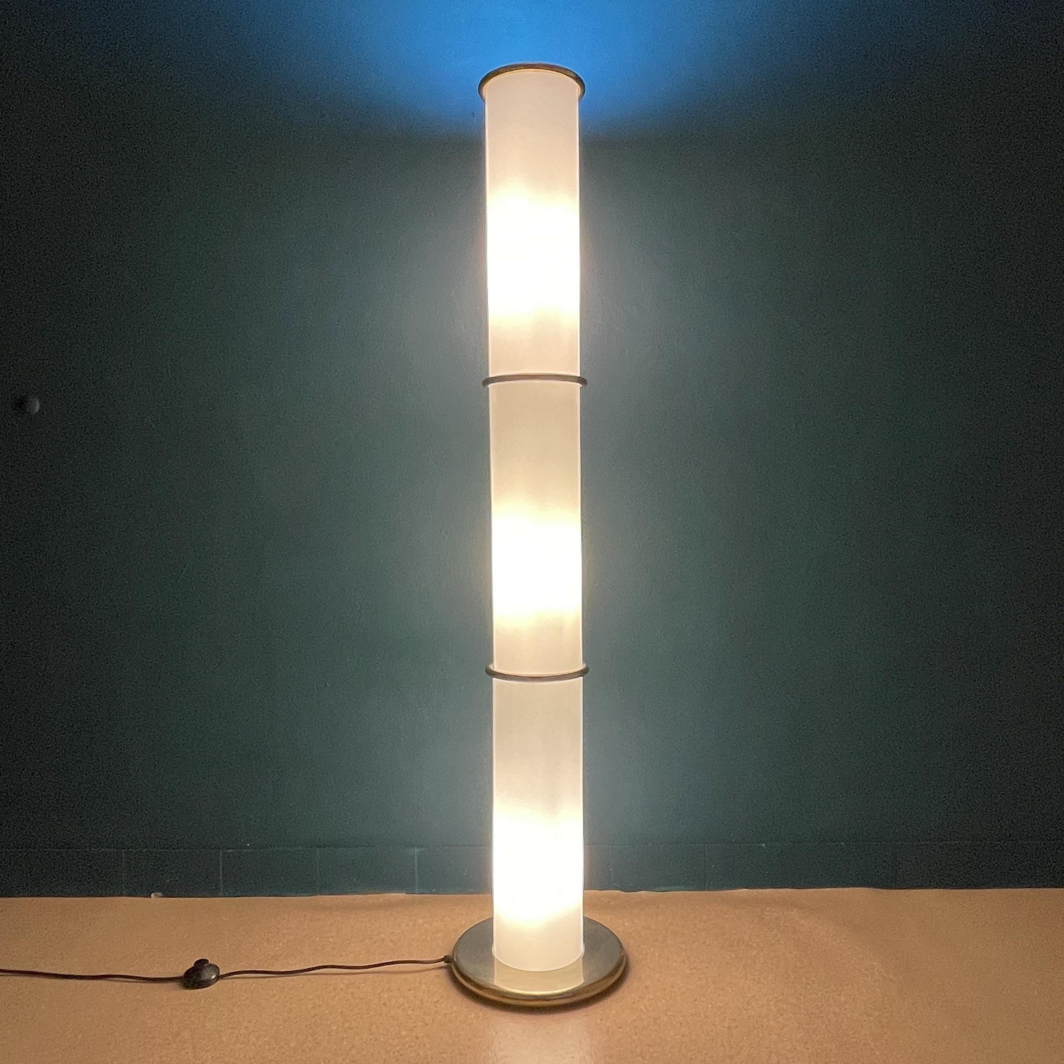 Mid-Century White Opaline Glass Floor Lamp, Italy, 1970s For Sale 5