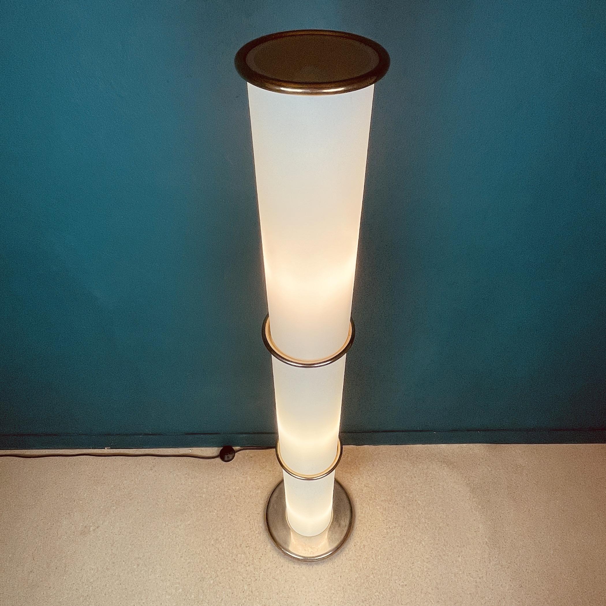 Brass Mid-Century White Opaline Glass Floor Lamp, Italy, 1970s For Sale