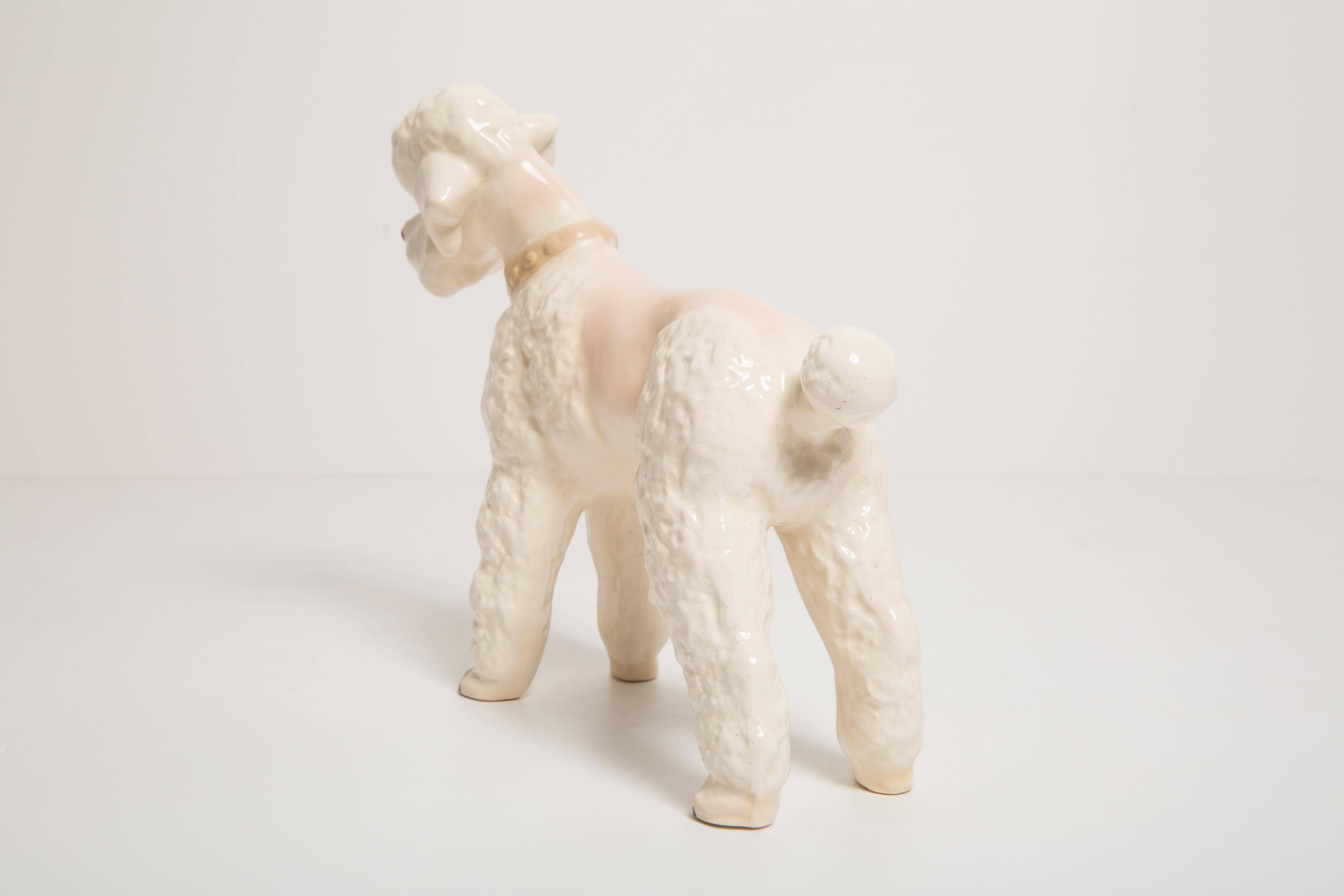 Mid Century White Poodle Dog Sculpture, Italy, 1960s For Sale 1