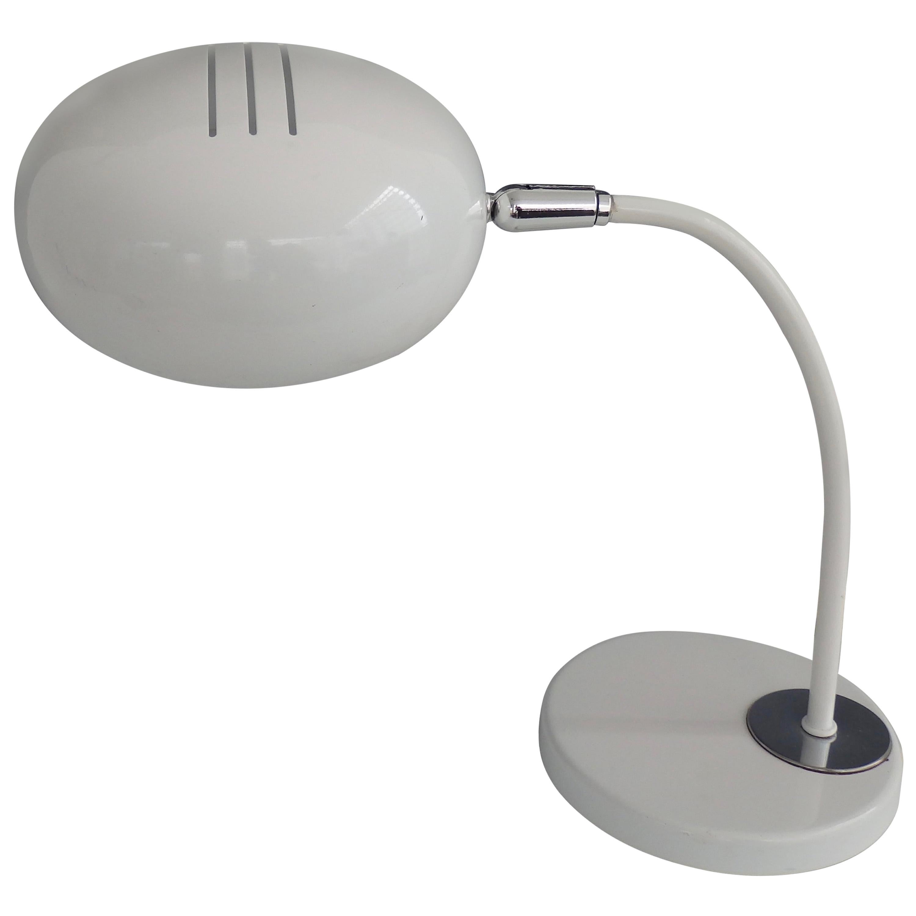 Lampe de bureau ronde blanche du milieu du siècle dernier en vente