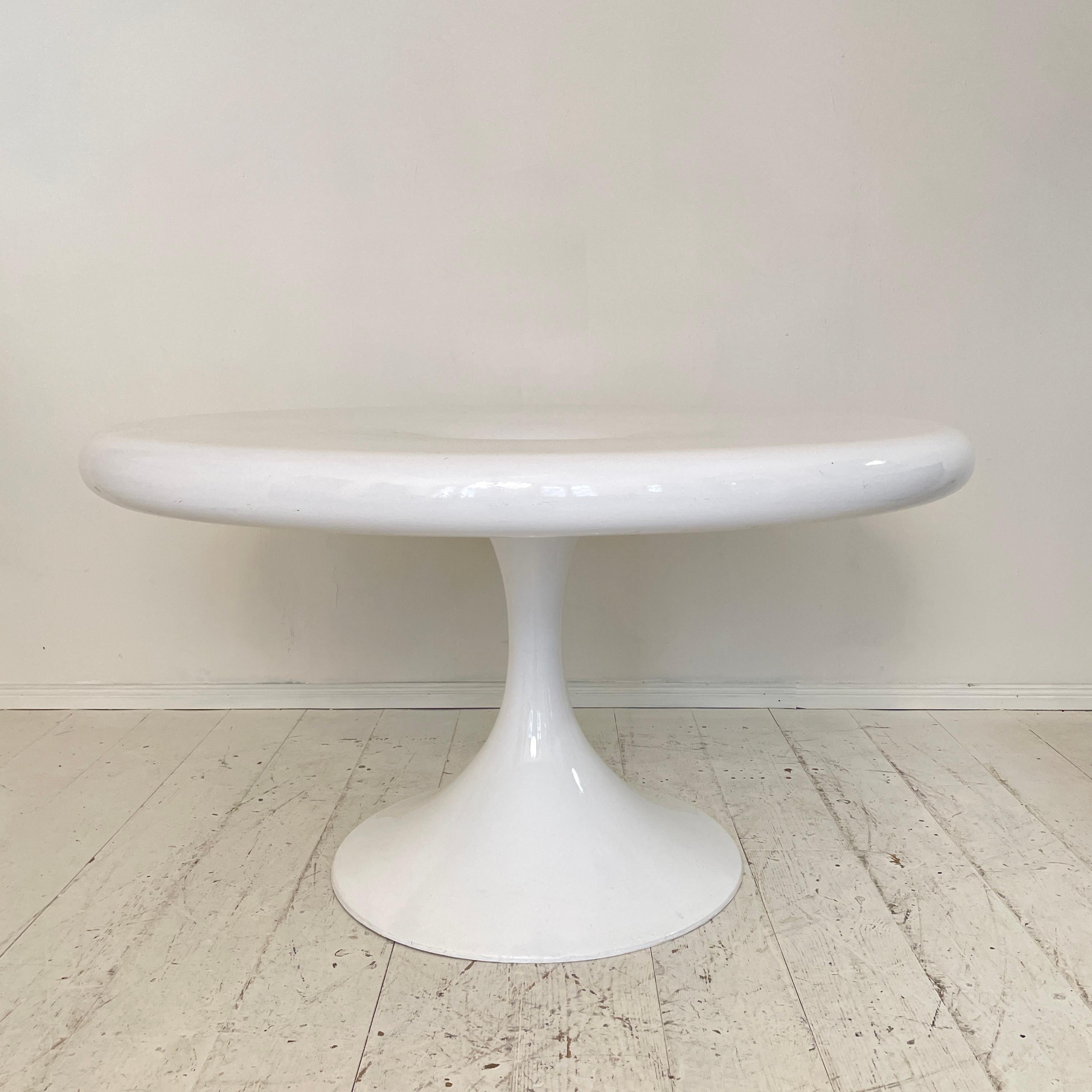 Late 20th Century Mid Century White Round Dining Table by Eero Aarnio, around 1970 For Sale