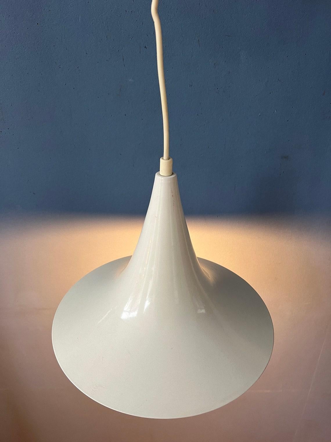 Mid Century White Space Age Witch Hat Pendant Lamp, 1970s In Excellent Condition For Sale In ROTTERDAM, ZH