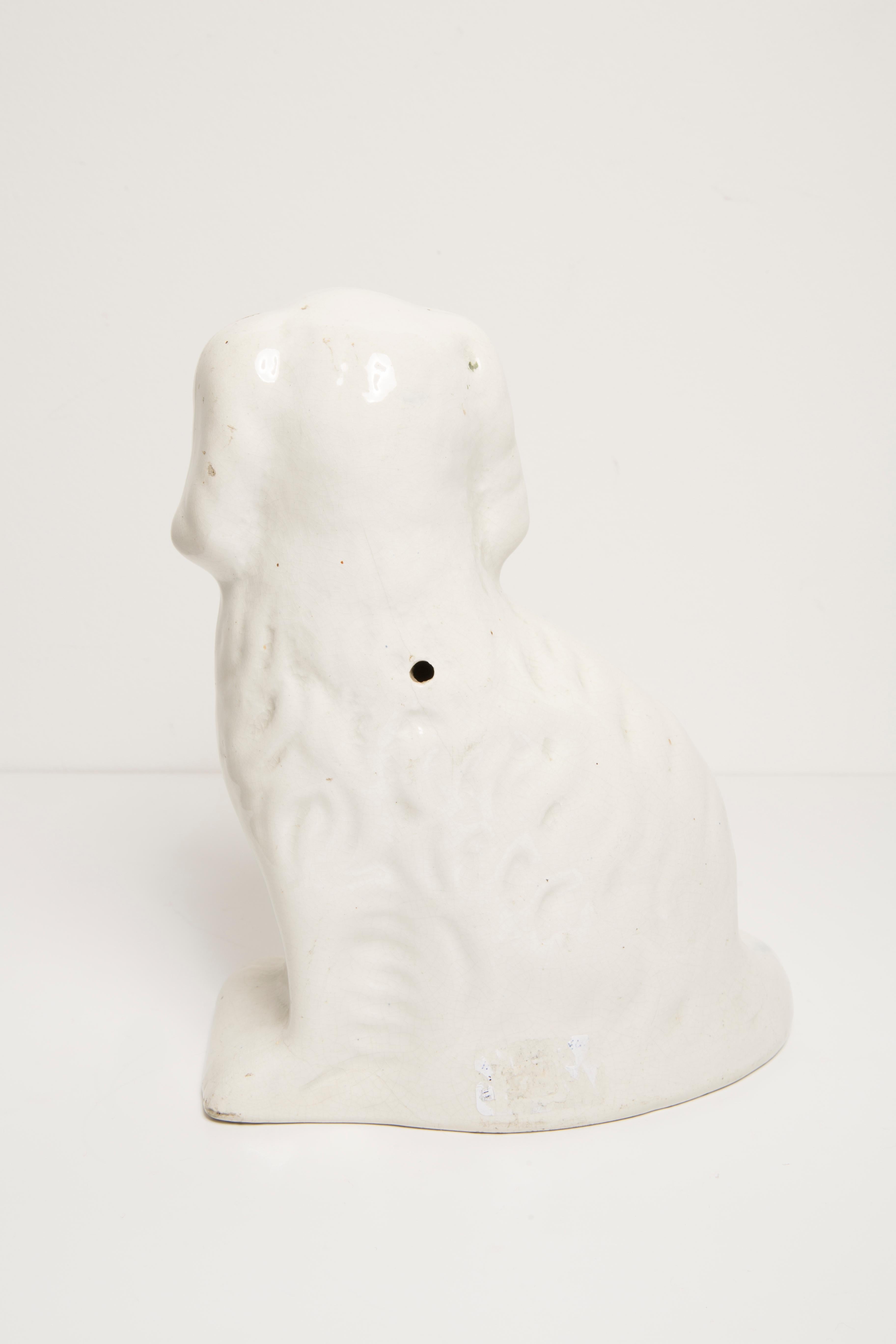 20th Century Mid Century White Spaniel Dog Sculpture Staffordshire England, 1960s For Sale
