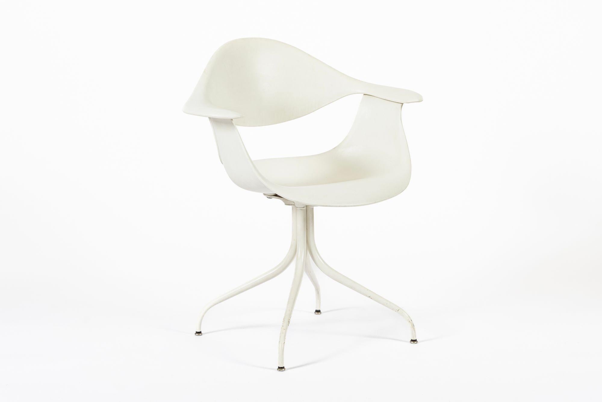 Cette chaise blanche 