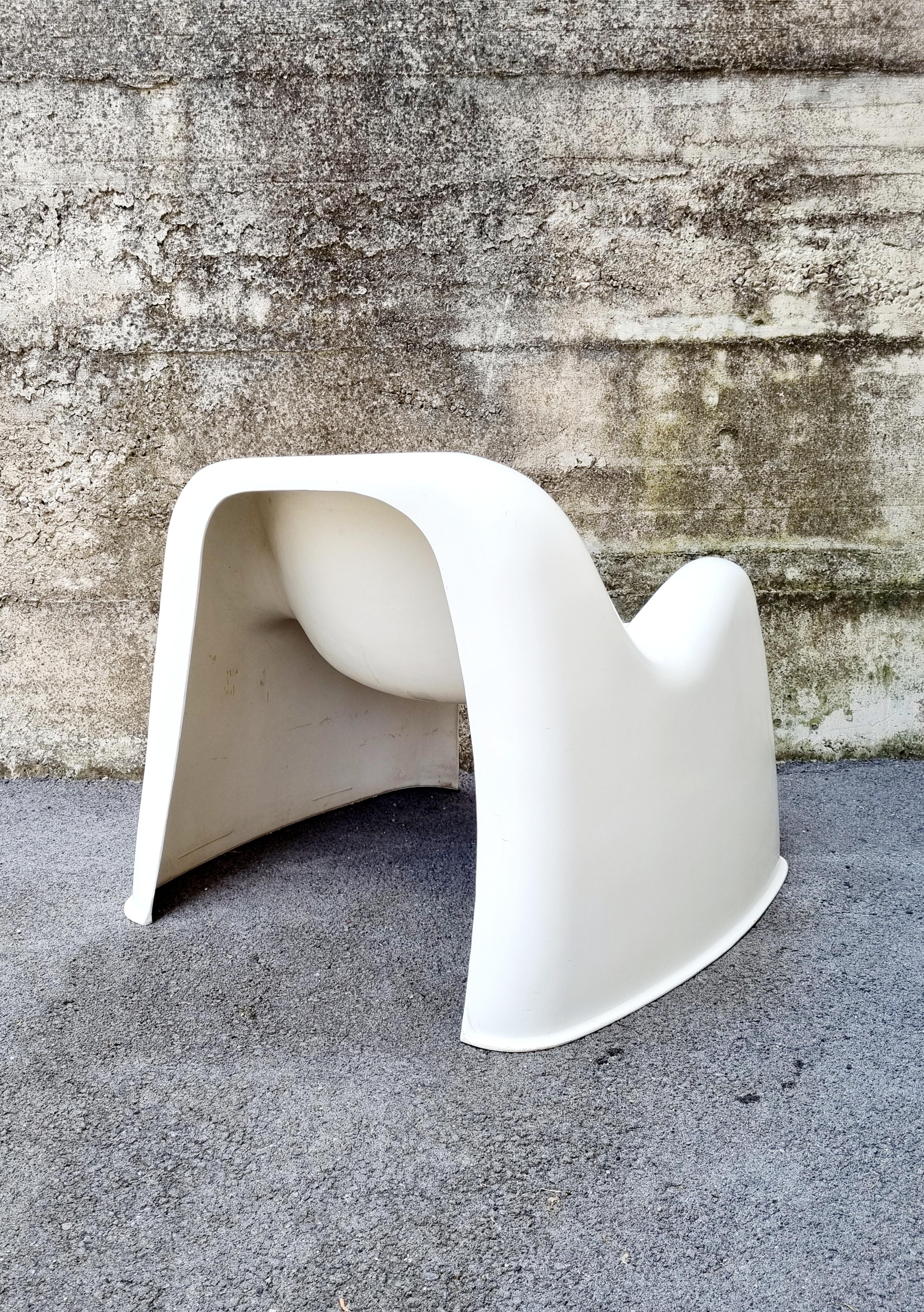 Mid-Century Modern Chaise Toga blanche du milieu du siècle dernier de Sergio Mazza pour Artemide, Italie, années 1960 en vente