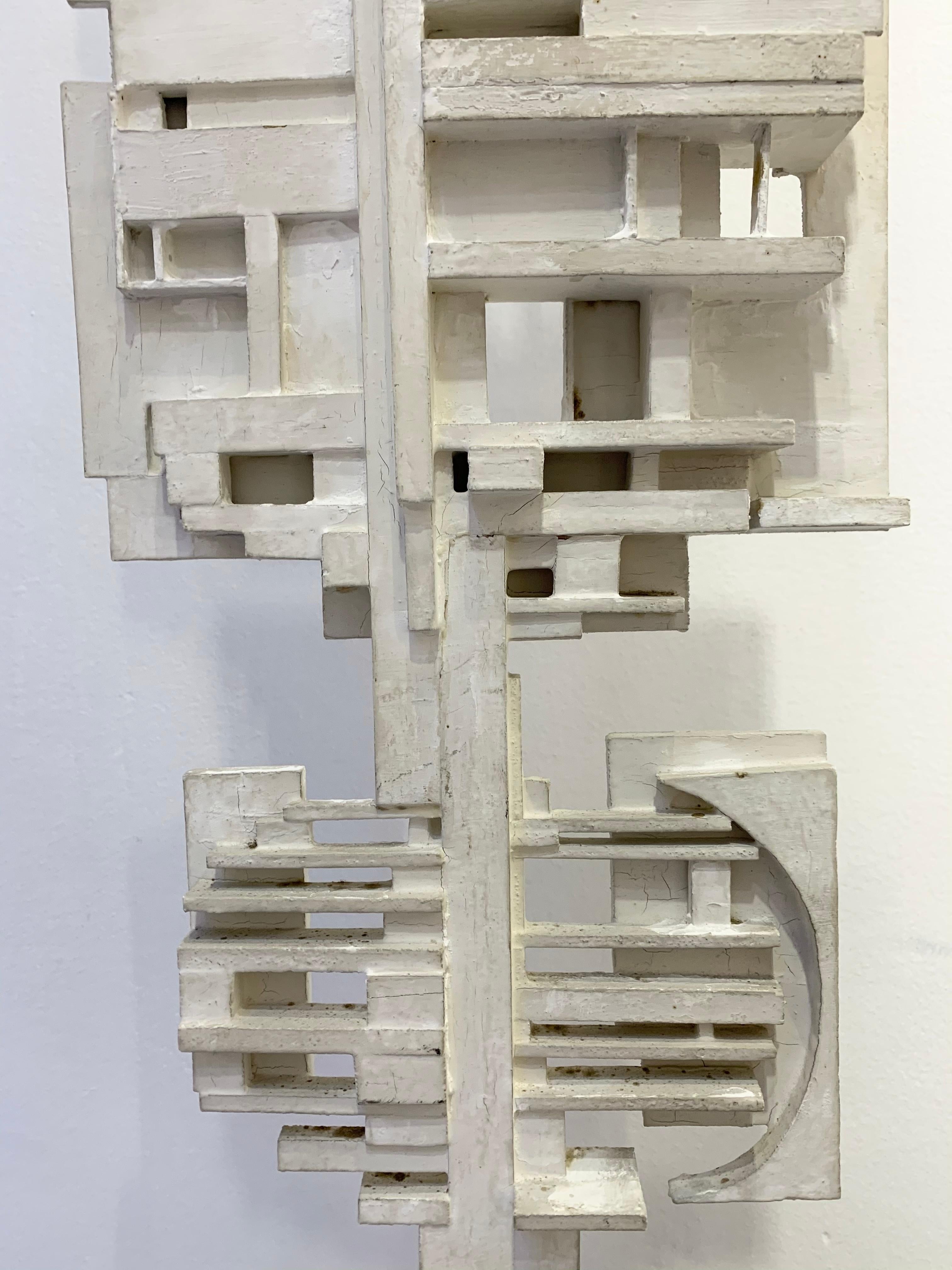 Mid-Century White Wood TOTEM Sculpture by André Pailler, France 1970s For Sale 1