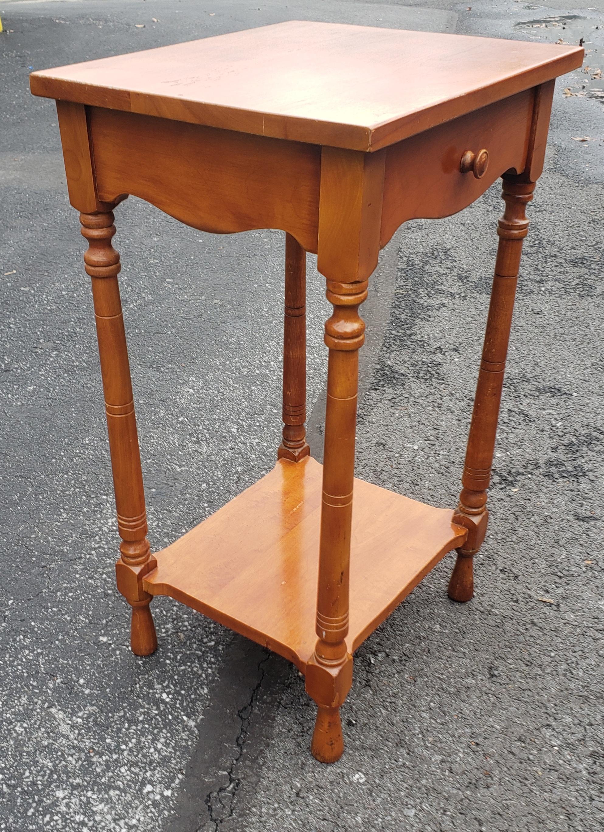 American Colonial Mid-Century Whitney Furniture Maple Single Drawer Side Table For Sale