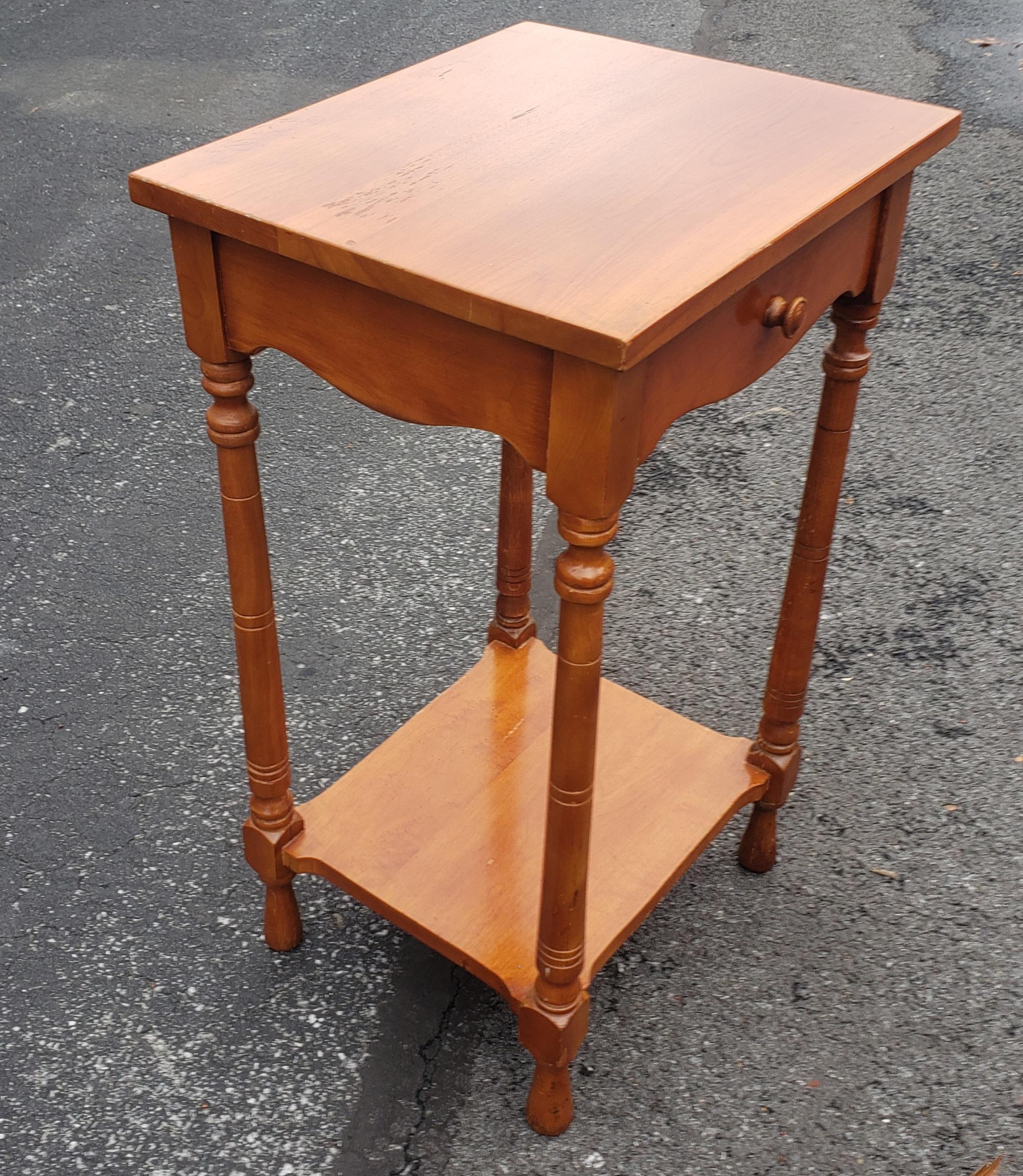 Stained Mid-Century Whitney Furniture Maple Single Drawer Side Table For Sale