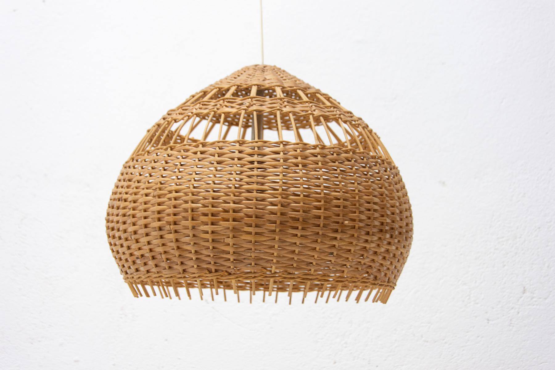 Mid-Century Wicker Hanging Chandelier by ULUV, 1960's For Sale 5