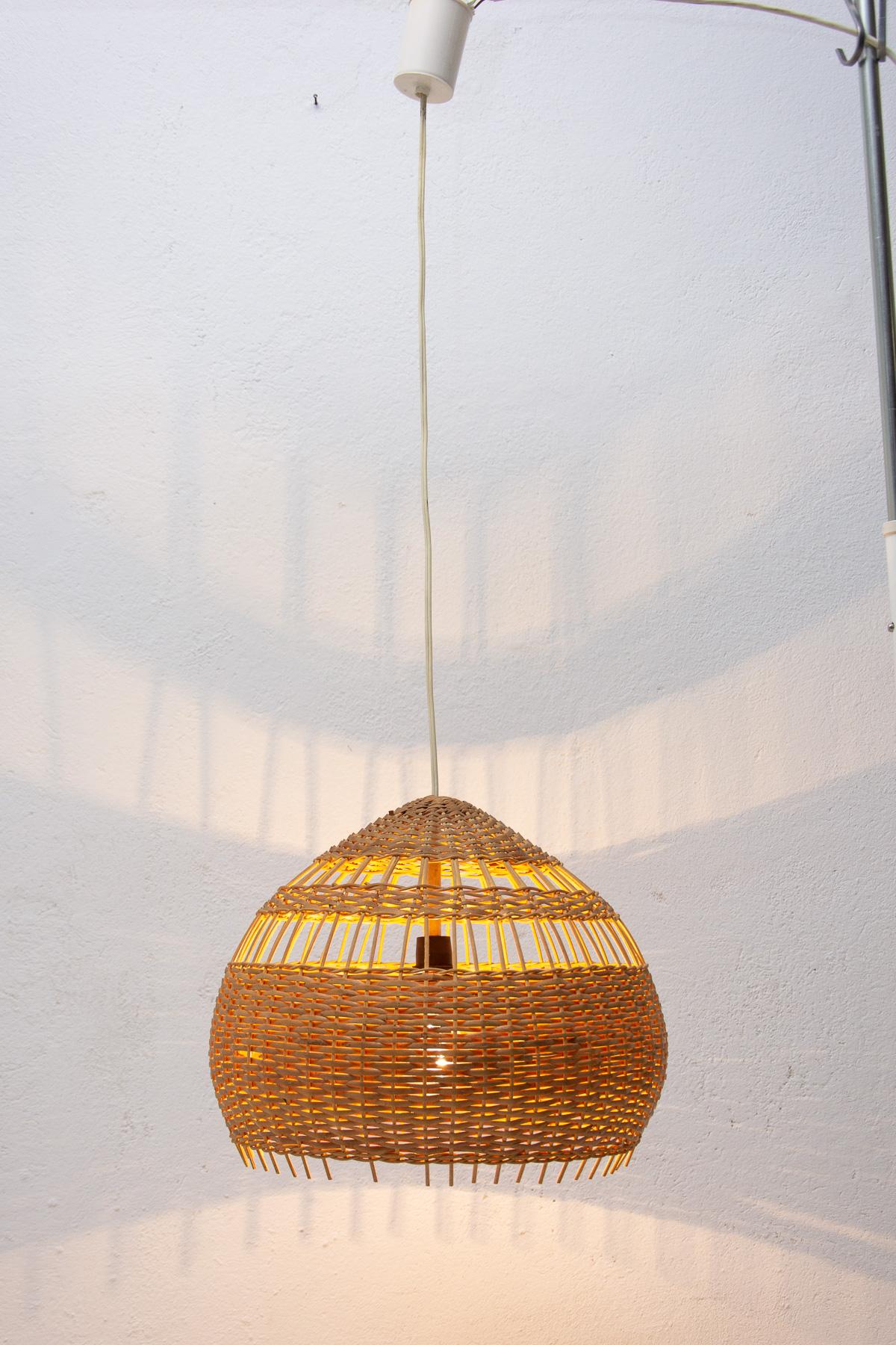 Mid-Century Wicker Hanging Chandelier by ULUV, 1960's For Sale 6