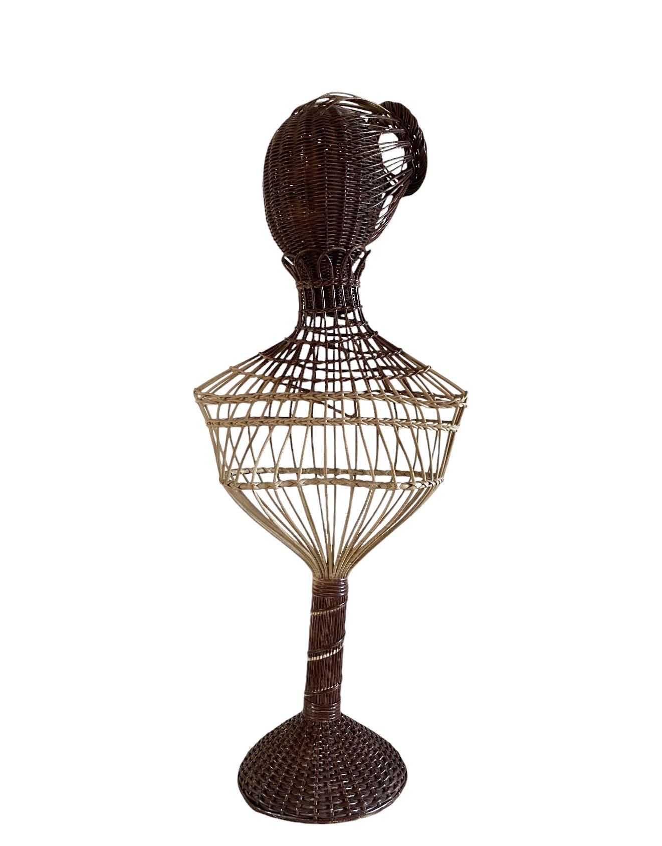 Maniquí de mimbre de mediados de siglo, Posa Italia años 50 en venta 13