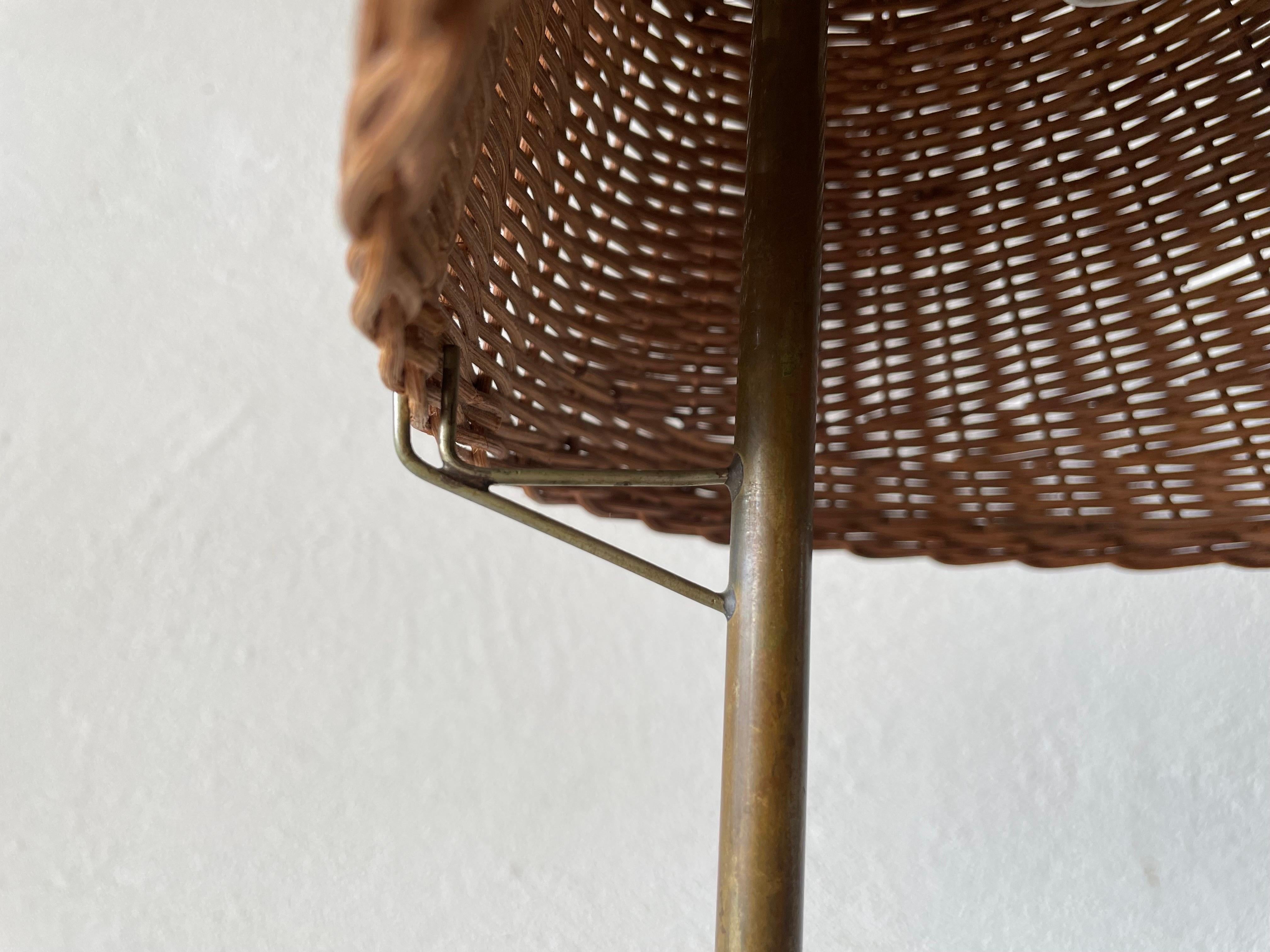 Mid-20th Century Mid-century Wicker & Wood Desk Lamp, 1950s, Italy For Sale