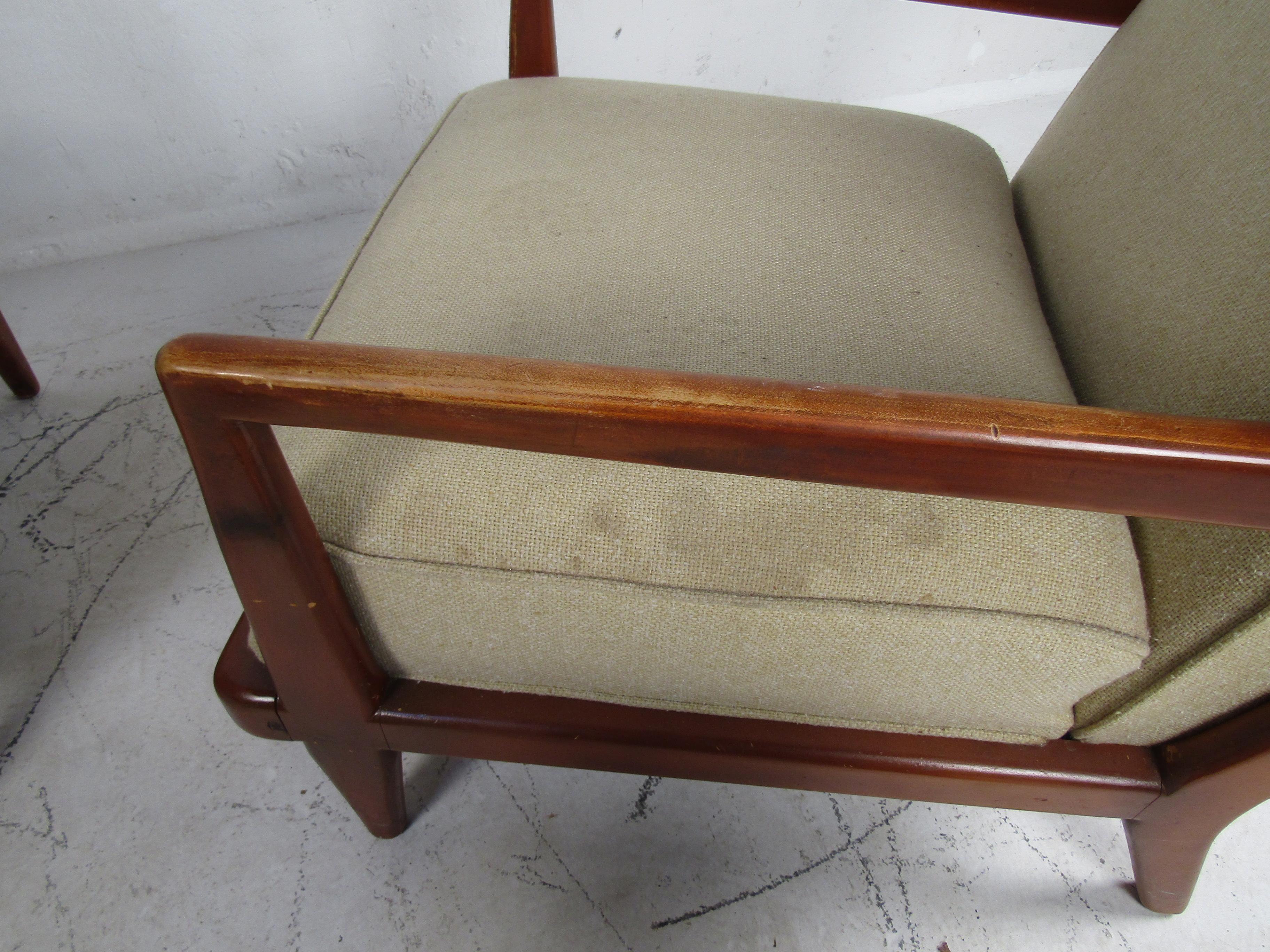 Milieu du XXe siècle Paire de chaises longues Widdicomb du milieu du siècle dernier en vente