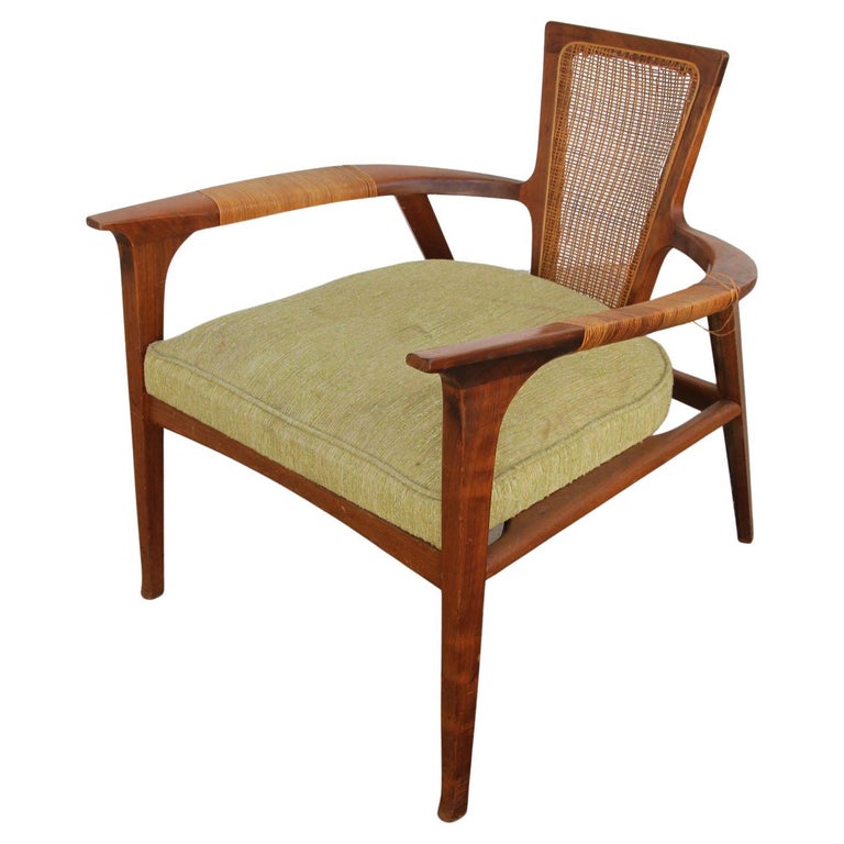 Mid Century William Hinn "Hinn" Chair For Sale