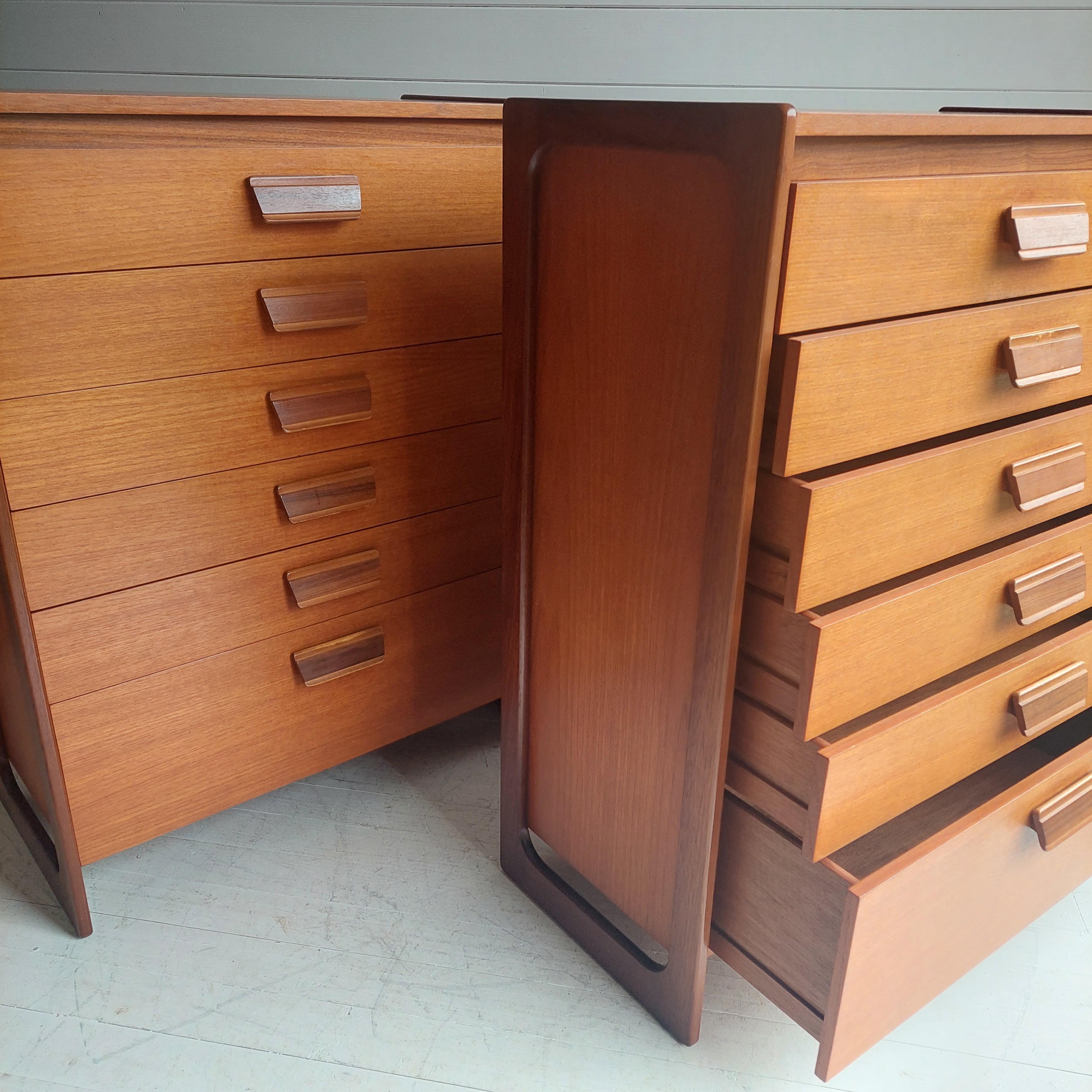 Mid century William Lawrence teak chest of drawers tallboy set of 2, 60s 6