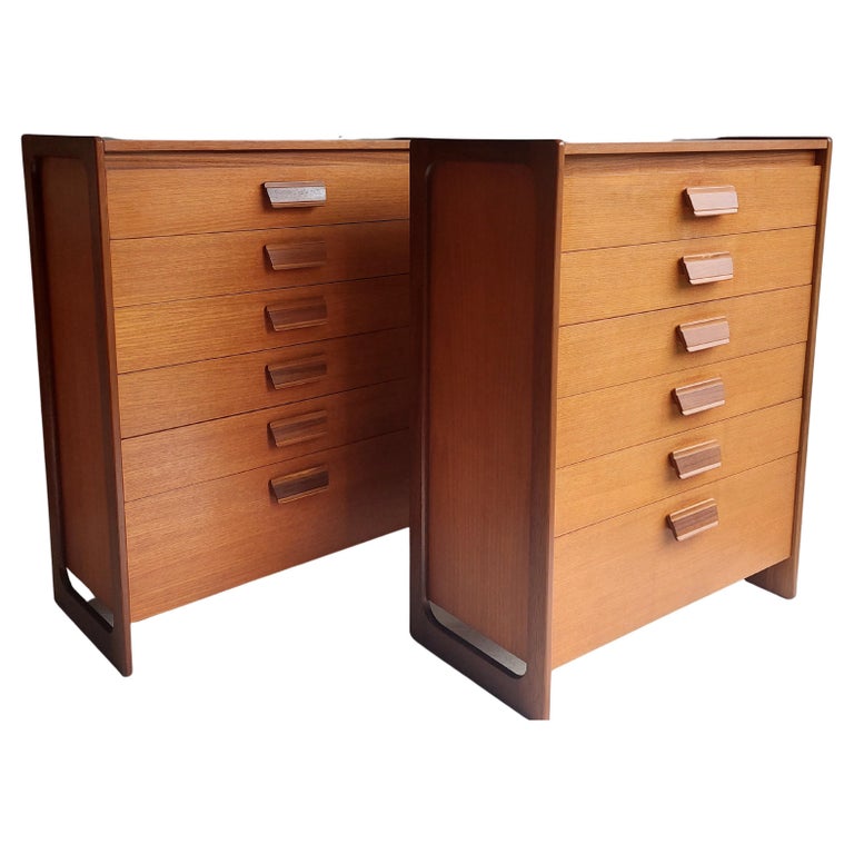 Mid century William Lawrence teak chest of drawers tallboy set of 2, 60s For Sale at 1stDibs
