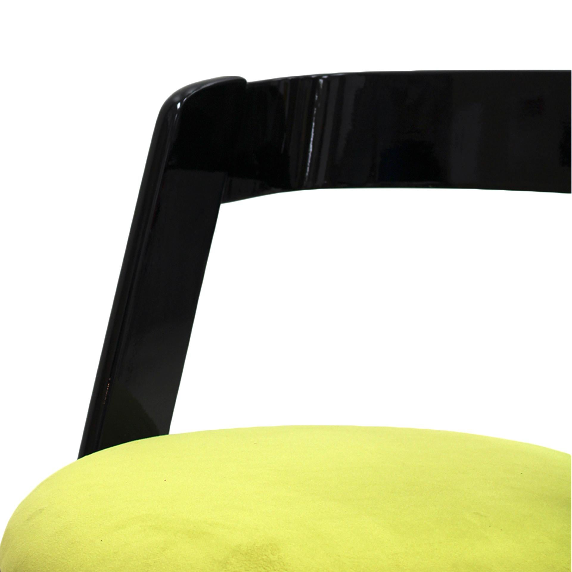 Italian Chairs By Willy Rizzo For Mario Sabot, Black Lacquered and Green Velvet For Sale 1
