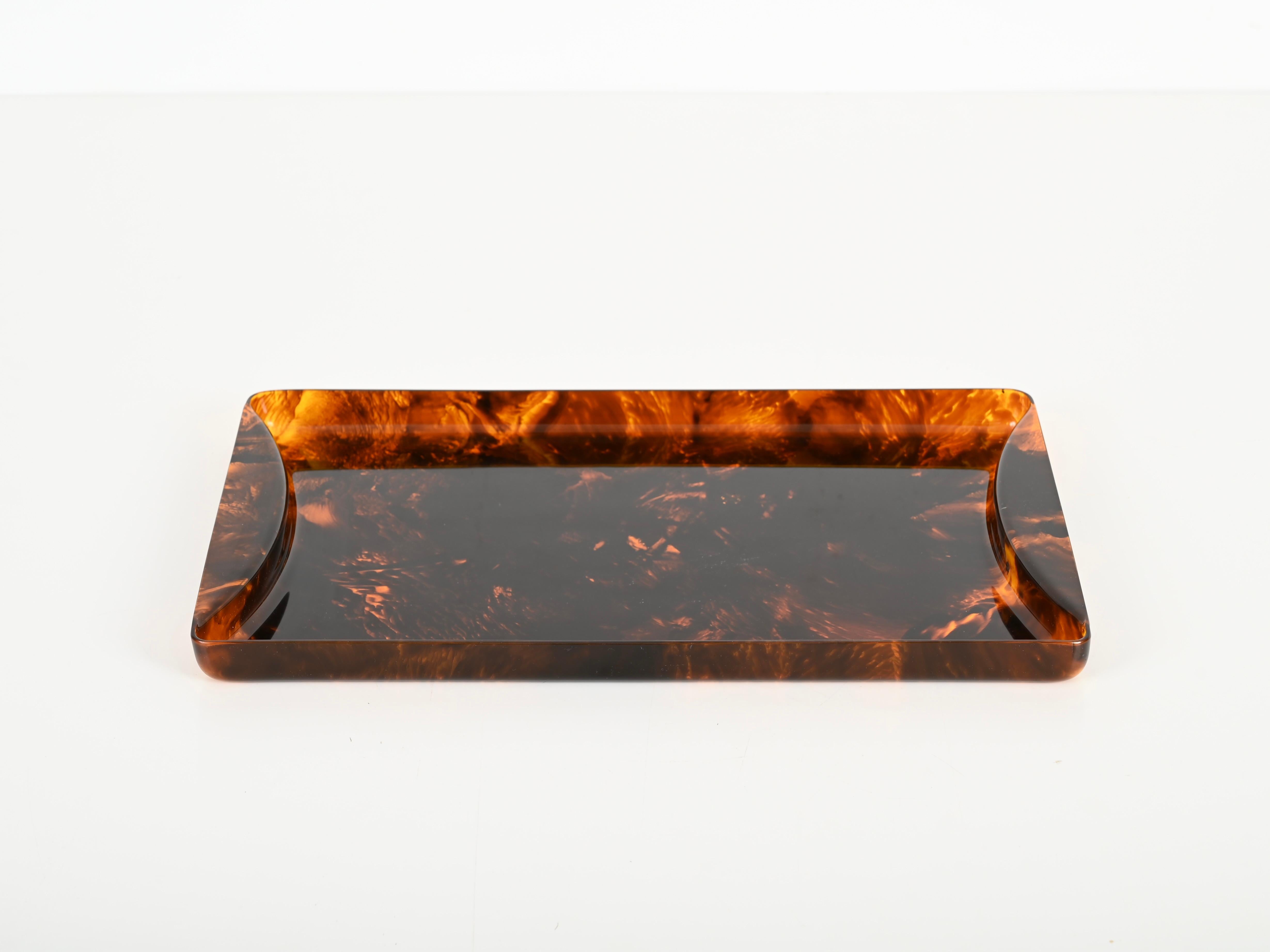 Bandeja para servir de mediados de siglo Willy Rizzo en Lucite efecto carey, Italia Años 70 en venta 3