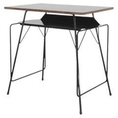 Mitte des Jahrhunderts Willy Van Der Meeren Schreibtisch für Tubax, emailliertes Metallgestell