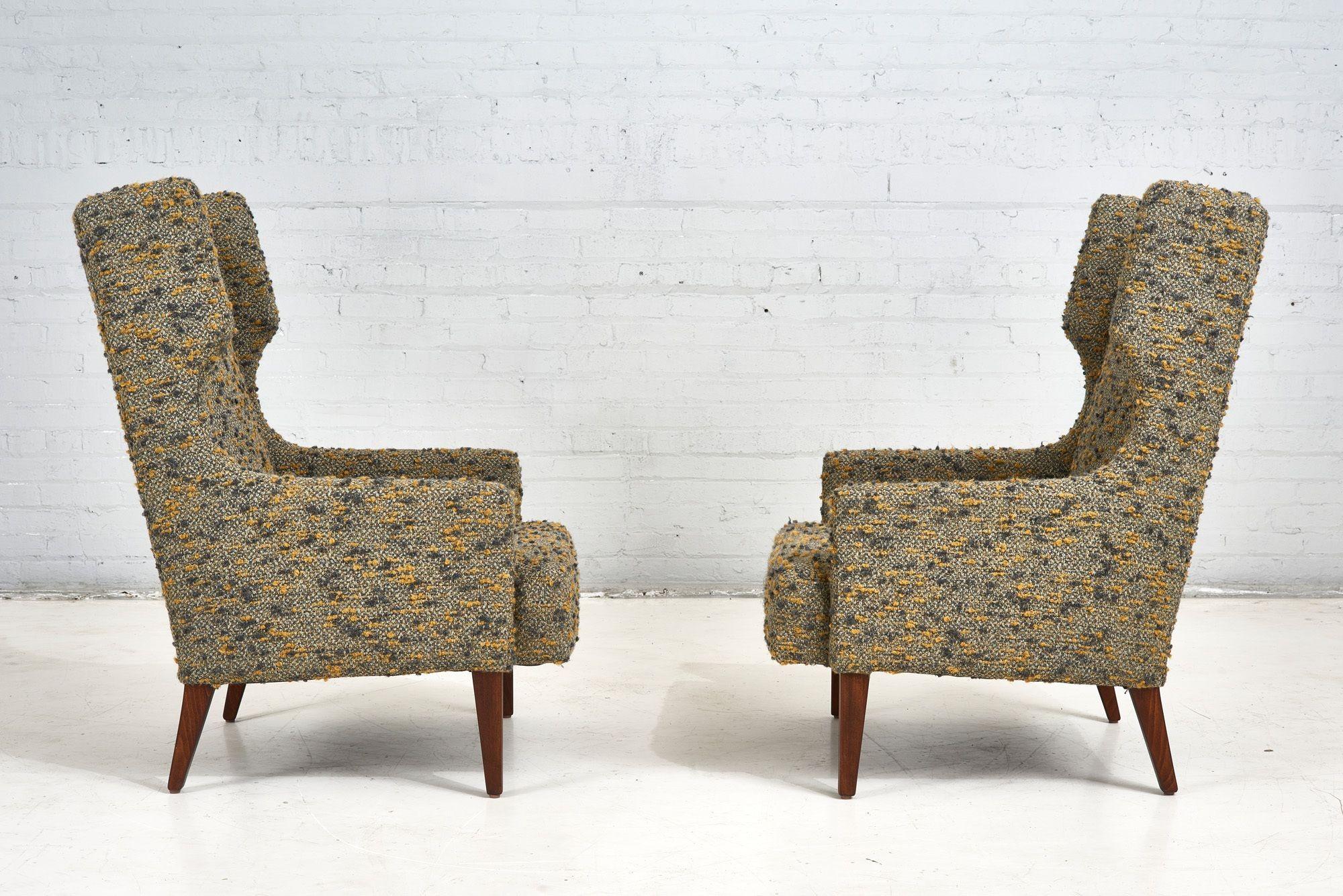 Mid Century Dunbar Style Wing Back Lounge Chairs in Nubby Boucle, 1960 For Sale 1