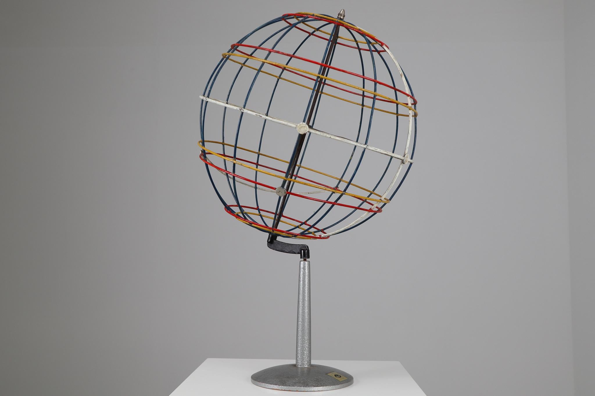 Mid-Century Wire Globe Made in Germany, 1950s In Excellent Condition In Almelo, NL