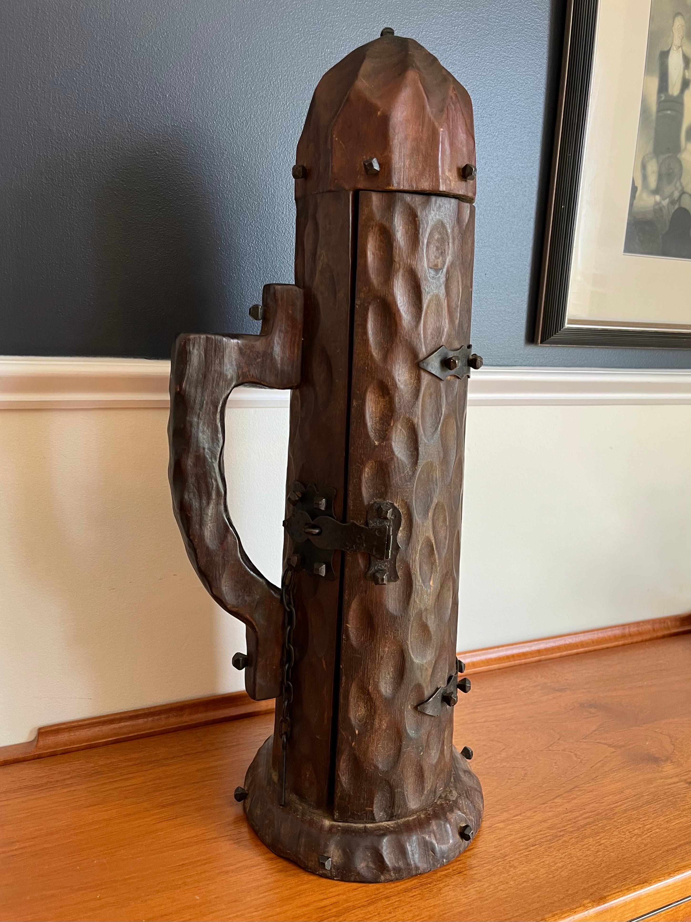 Mid Century Witco Style Bottle Holder In Good Condition For Sale In W Allenhurst, NJ