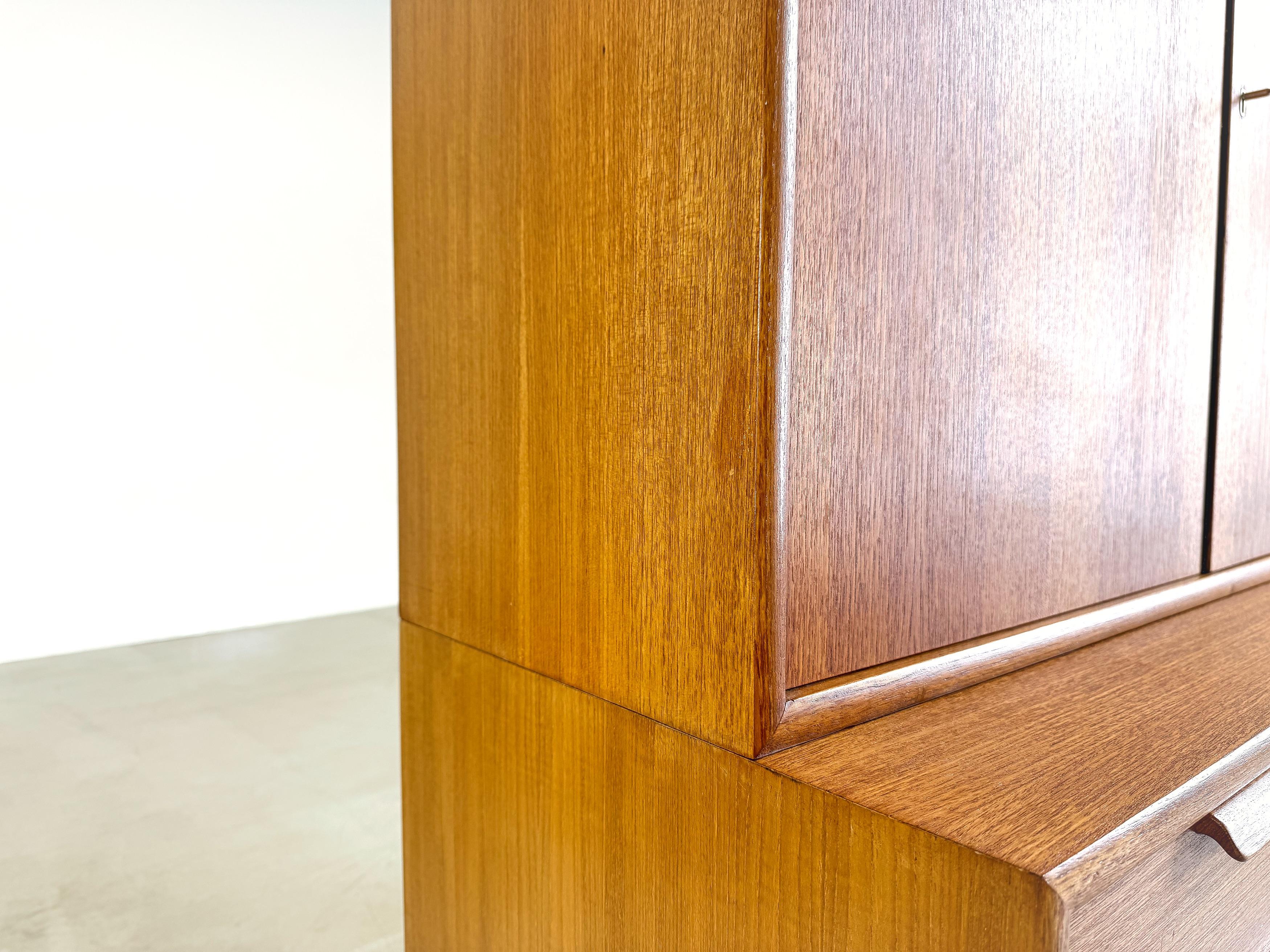 Mid Century WK Möbel Teakholz Regal Schrank Bücherregal vintage im Angebot 5