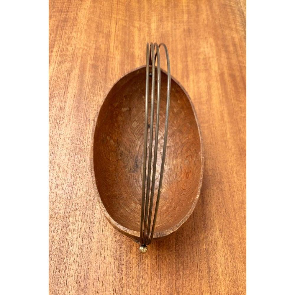 Ciotola in legno e ottone di metà secolo nello stile di Auböck, anni '50 in vendita 1