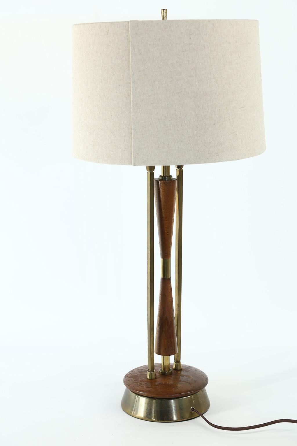 20th Century Midcentury Wood and Brass Table Lamp