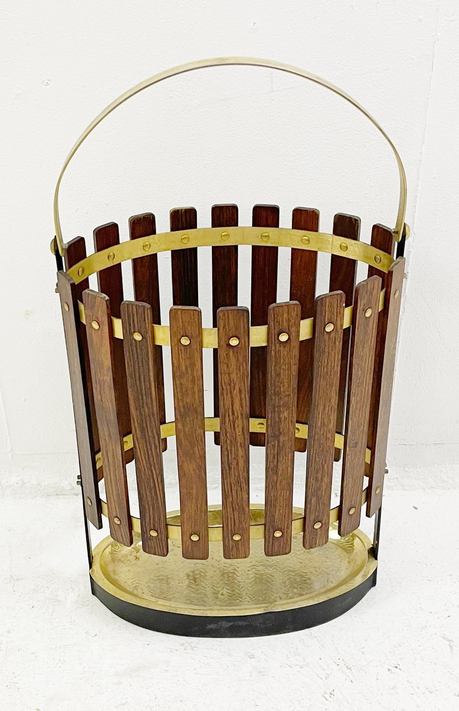 Mid-Century Wood and Brass Umbrella Stand, Italy 1950s In Good Condition For Sale In Brussels, BE