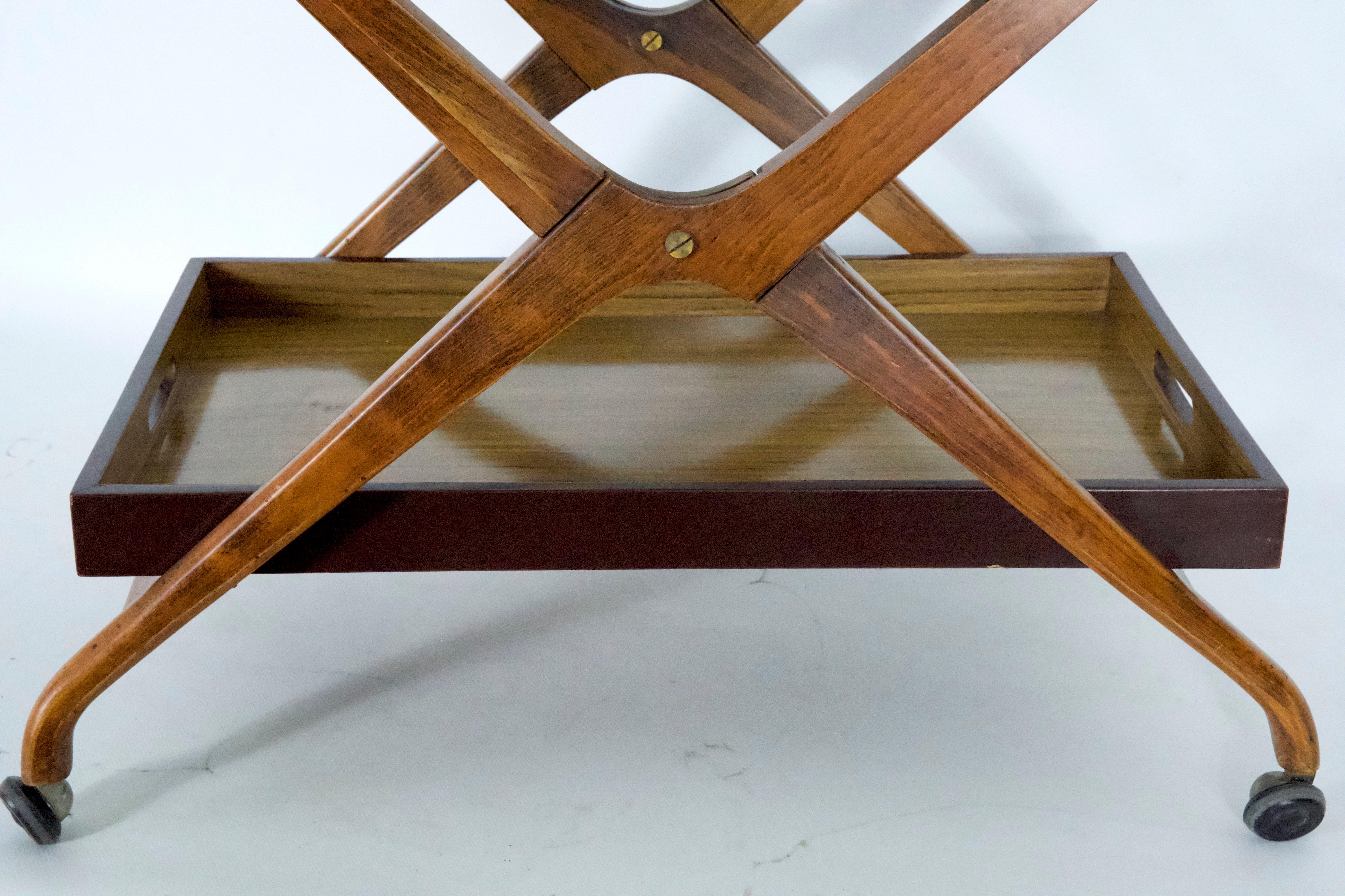 Formica Chariot de bar du milieu du siècle en bois et formica à la manière d'Angelo Ostuni, Italie 1950 en vente