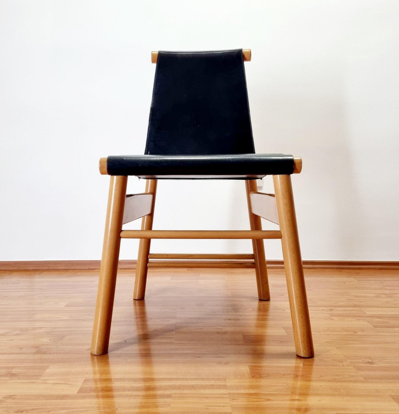 Mid Century Wood and Leather Dining Chairs, Italy 70s, Set of 4 For Sale 4