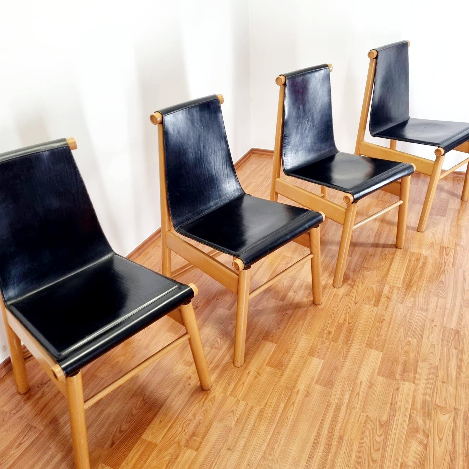 Mid Century Wood and Leather Dining Chairs, Italy 70s, Set of 4 In Good Condition For Sale In Lucija, SI
