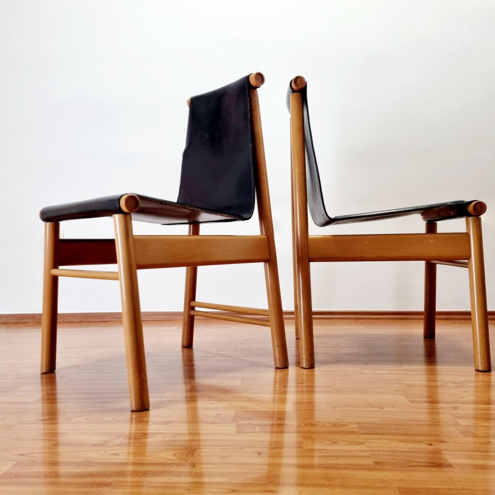 Mid Century Wood and Leather Dining Chairs, Italy 70s, Set of 4 For Sale 3