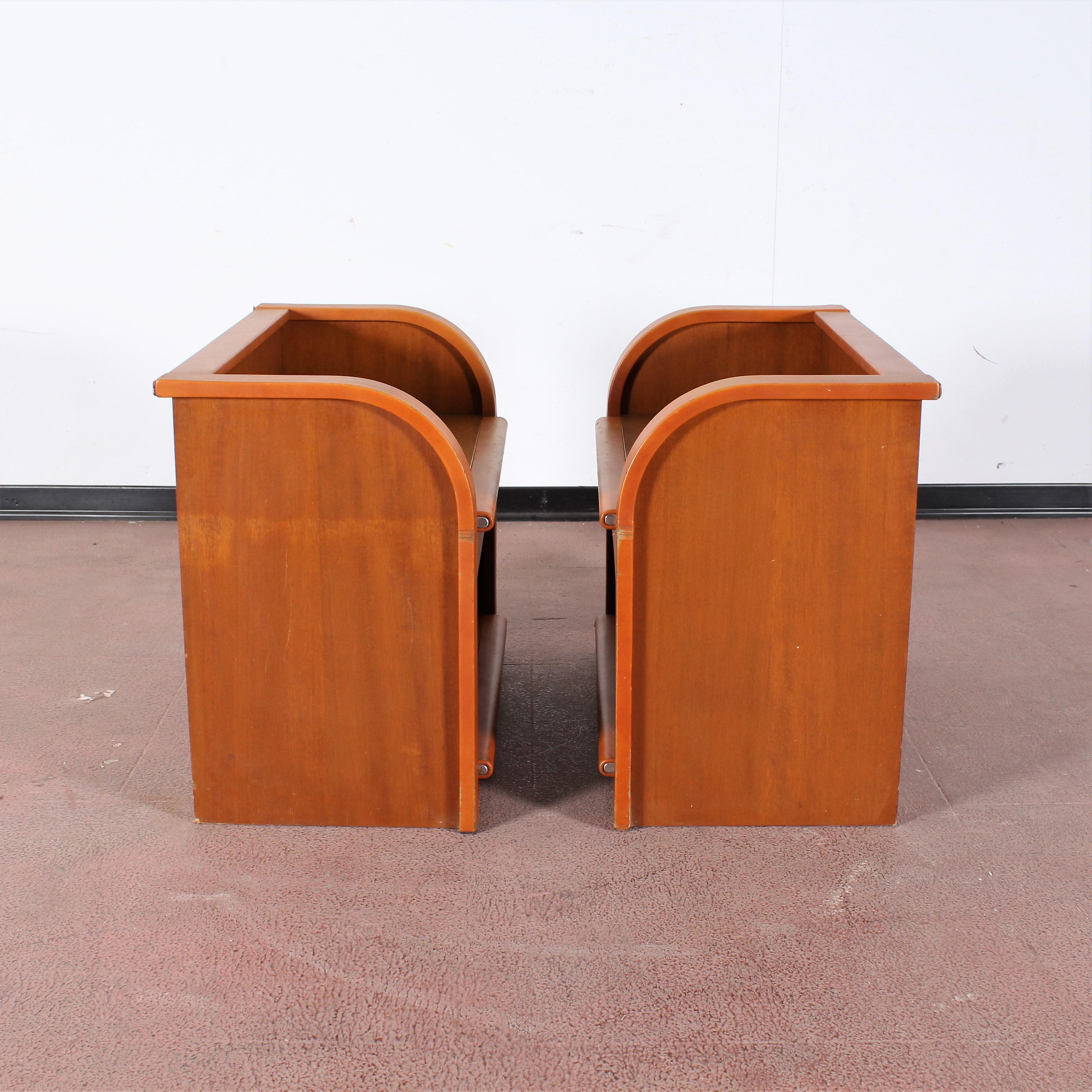 Midcentury Wood and Leather Poltrona Frau Nightstands, Set of 2, Italy, 1960s In Good Condition In Palermo, IT