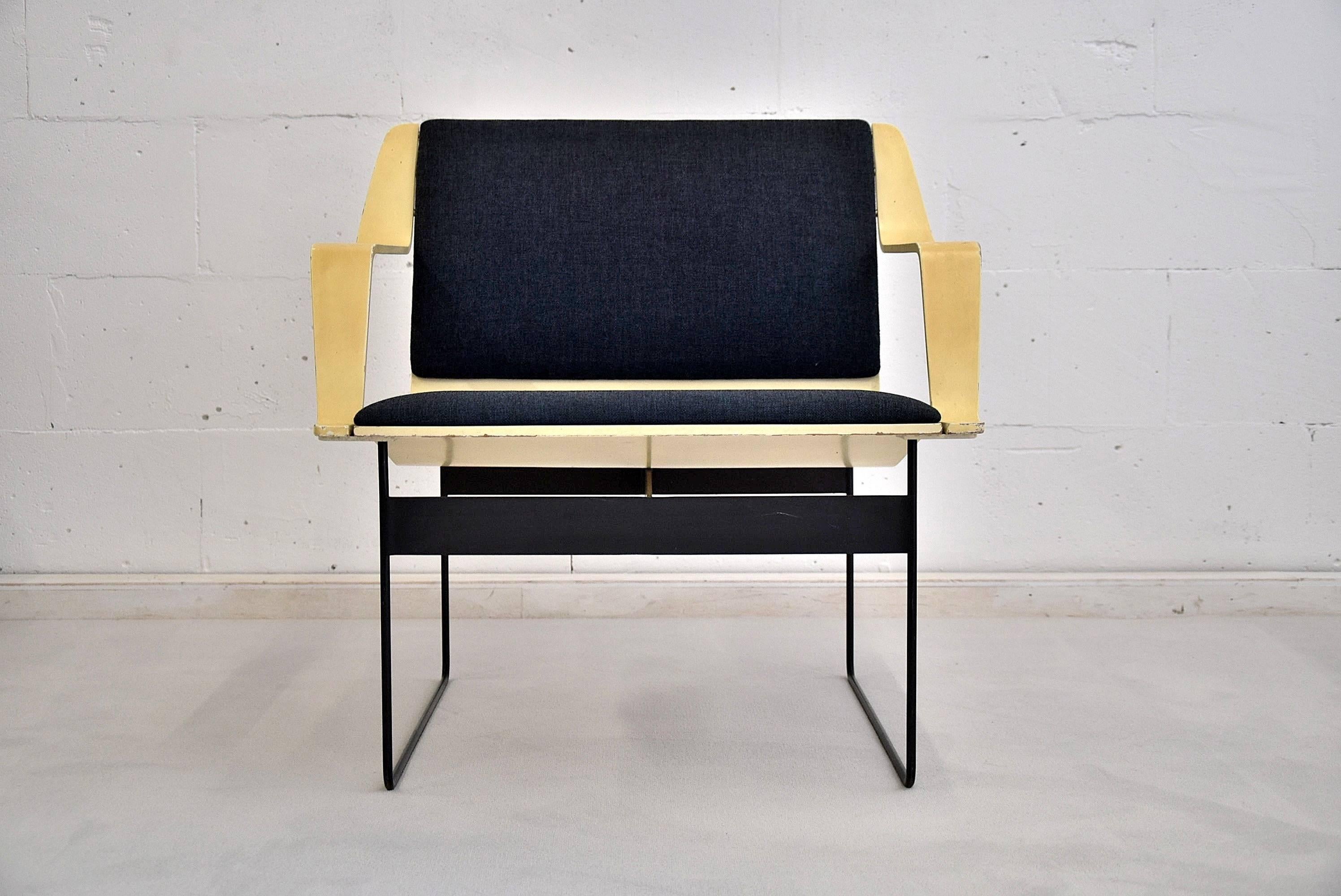German Mid-Century Wood and Metal Armchair For Sale