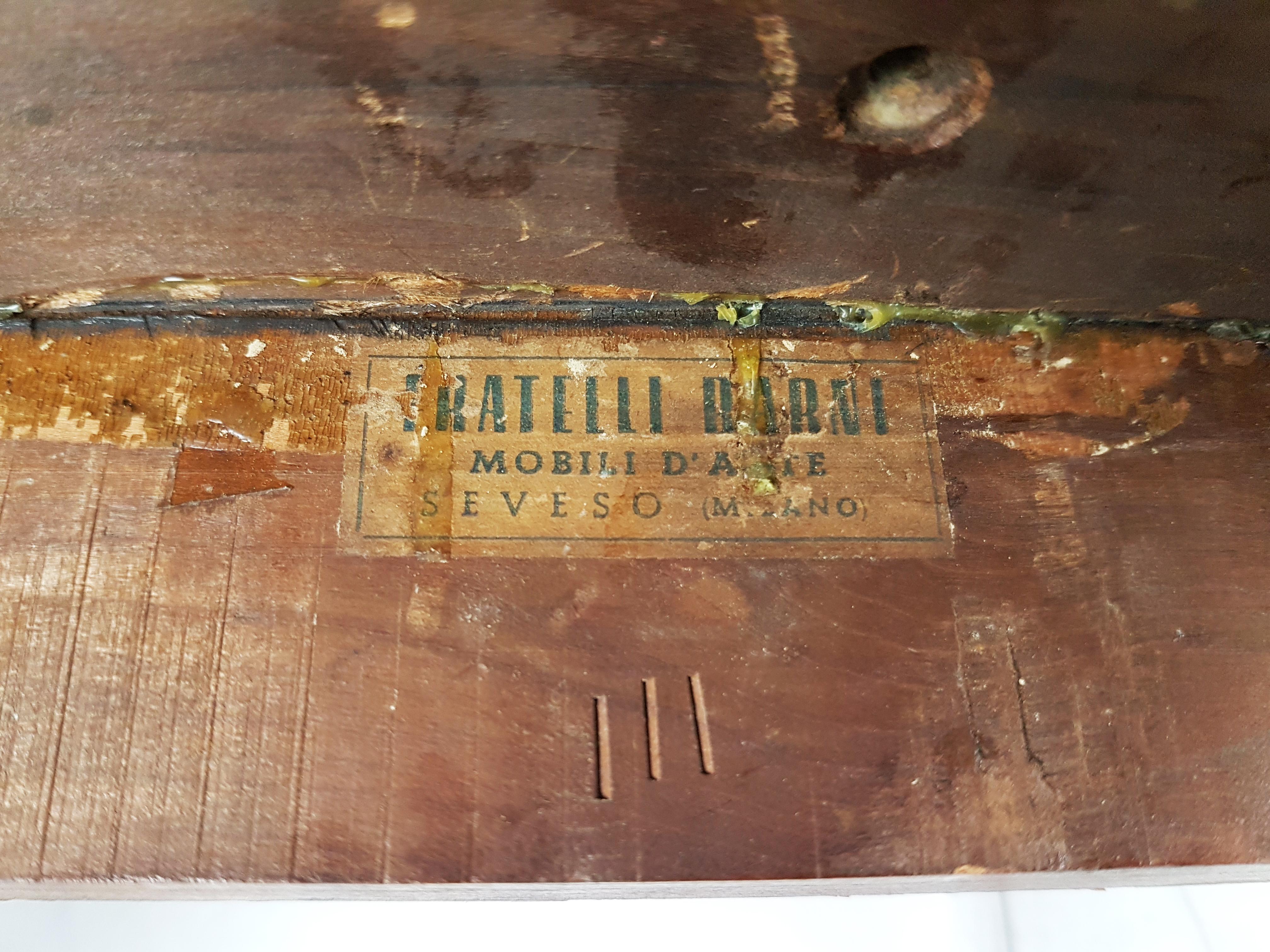 Sedie laterali in Wood e tessuto rosso di metà secolo di Fratelli Barni Mobili d'Arte in vendita 6