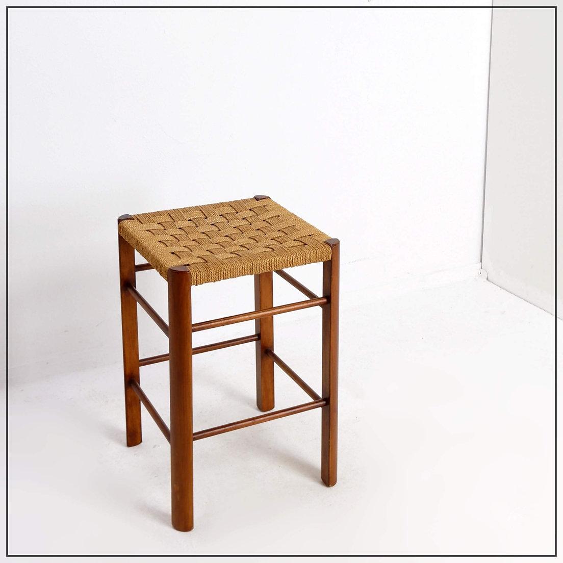 Tabouret en bois et corde du milieu du siècle, années 1960 en vente 1