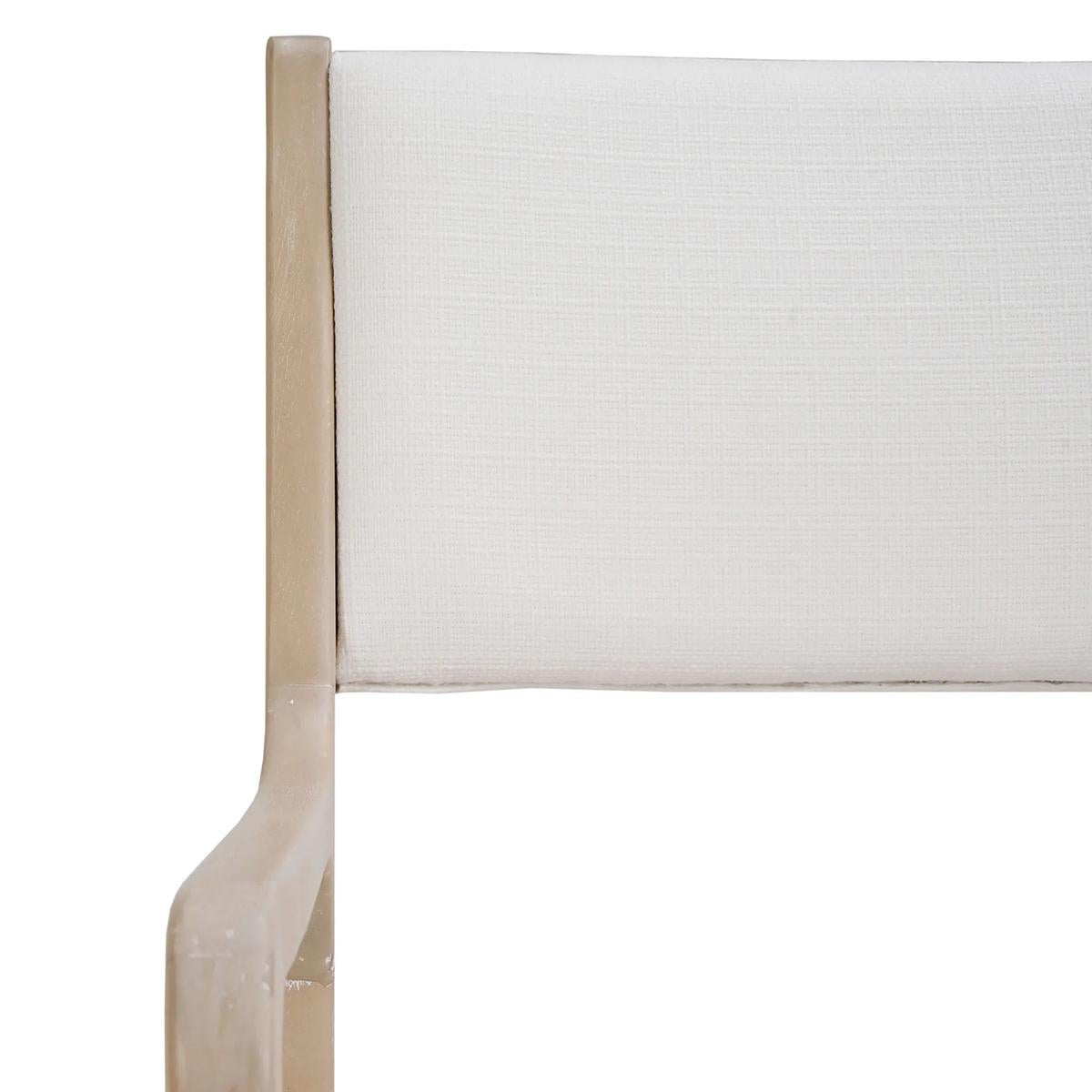 Holzsessel aus der Mitte des Jahrhunderts (Set von 2) (21. Jahrhundert und zeitgenössisch) im Angebot
