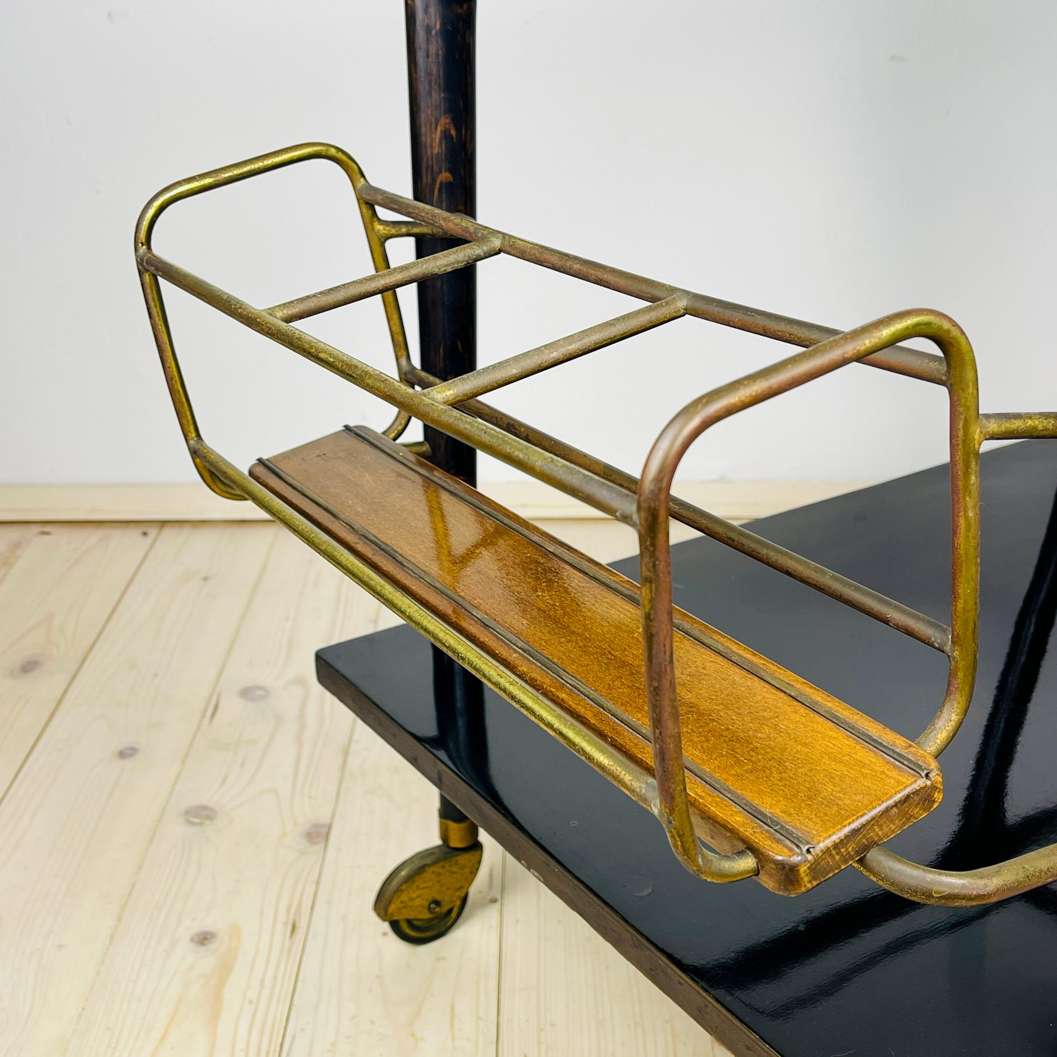 Chariot de bar en bois du milieu du siècle, Italie, années 1950 Bon état - En vente à Miklavž Pri Taboru, SI