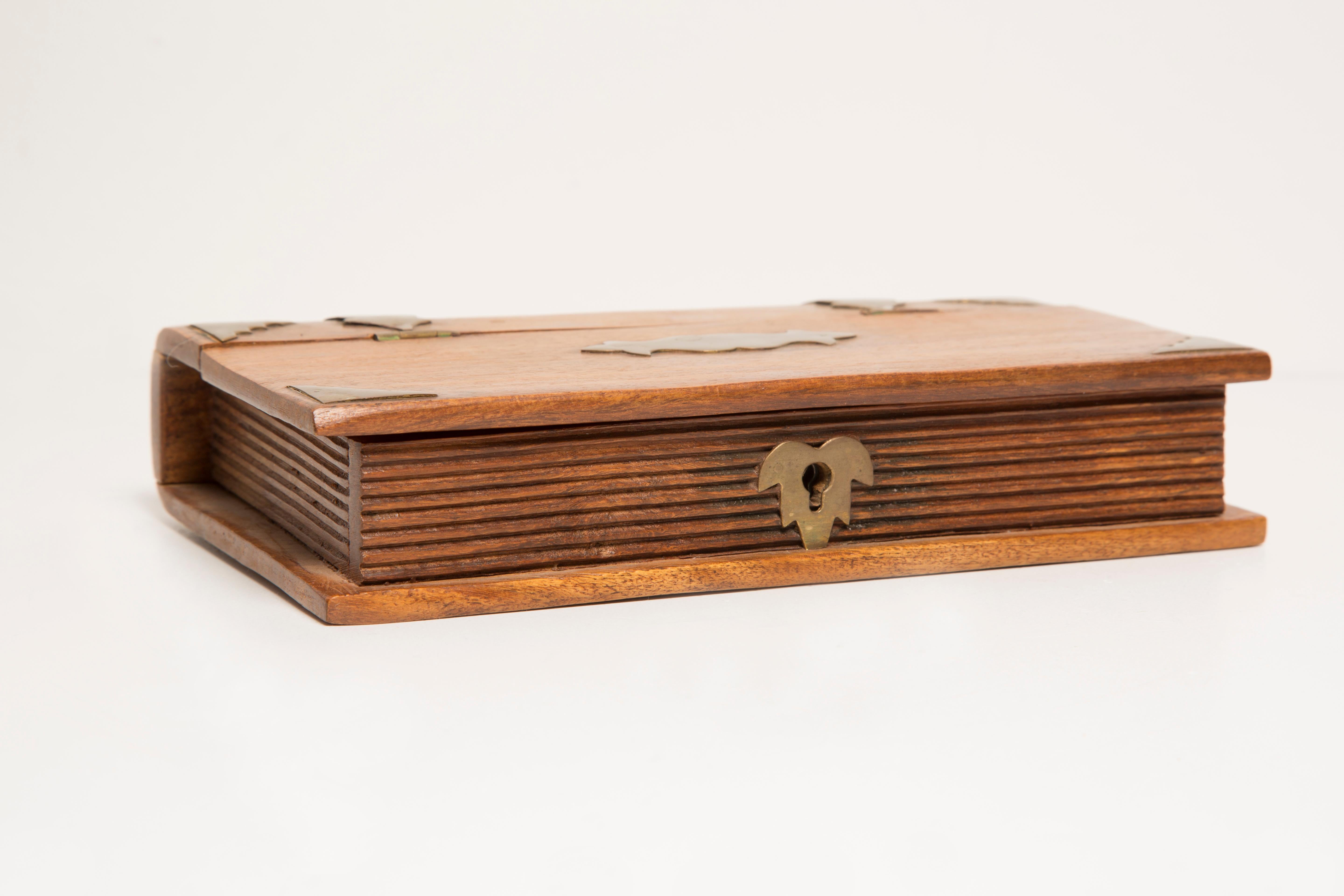 Italian Midcentury Wood Casket, Cigarette Case, or Jewelry Box, Italy, 1960s For Sale