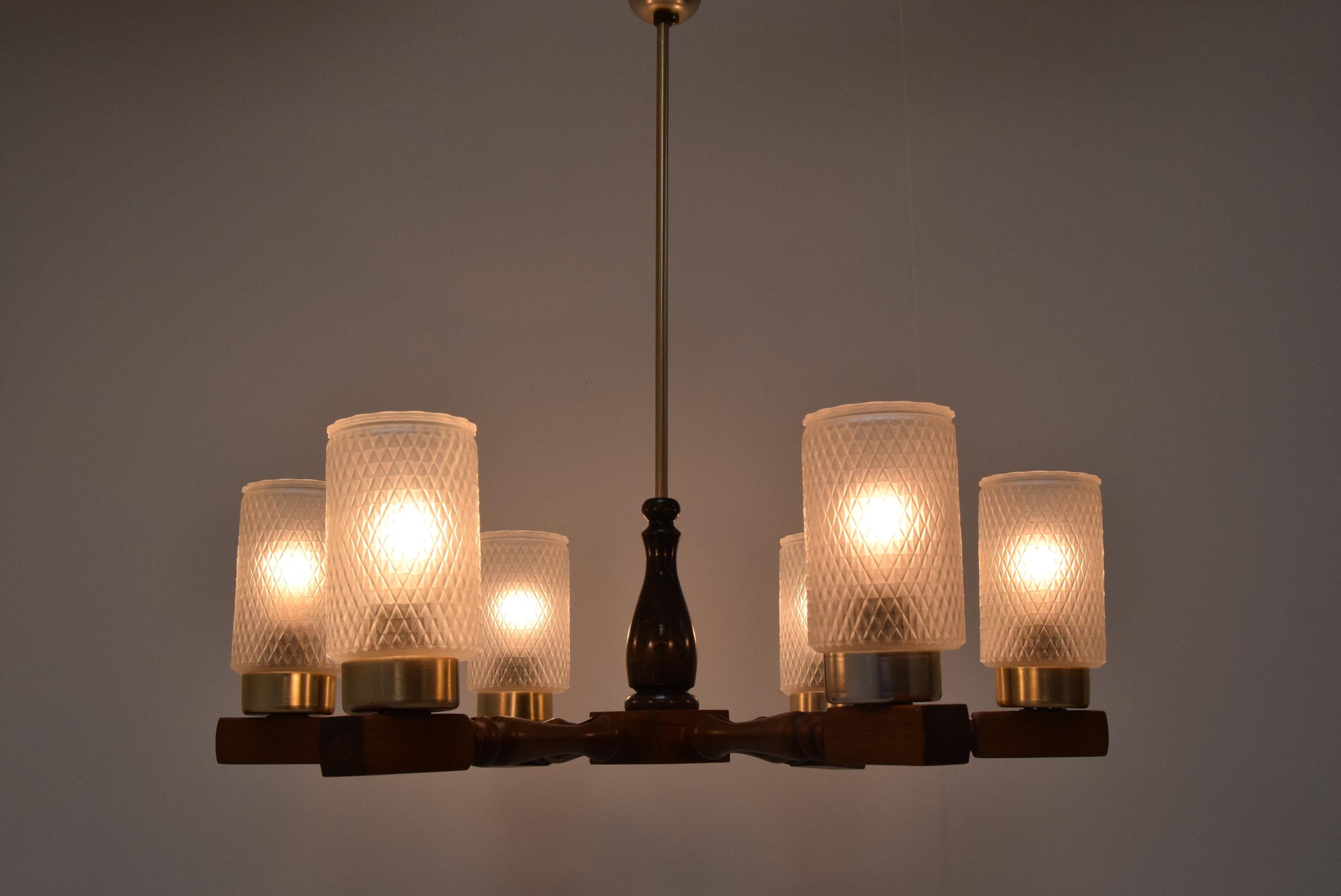 Lampadario in Wood del Medioevo  di Inva Litomerice, anni '70. in vendita 2
