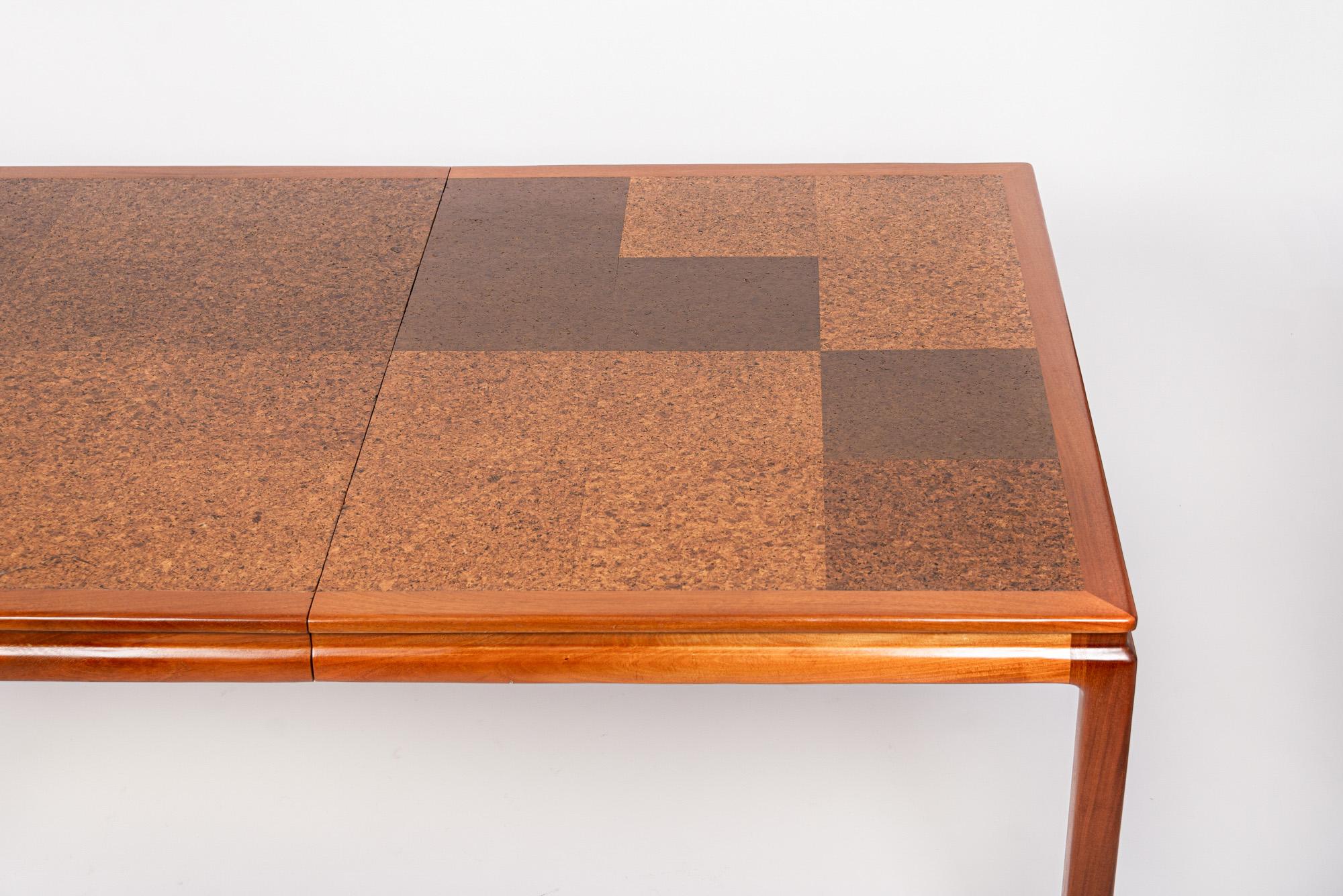 Mid Century Wood & Cork Large Extendable Dining Table by Edward Wormley  In Good Condition For Sale In Detroit, MI