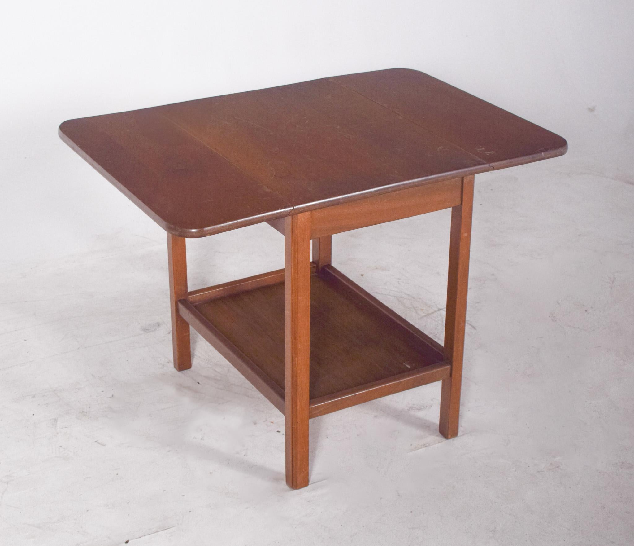 Mid Century Wood Flip-Flap Tea Troley Bar Cart In Good Condition For Sale In Lisboa, Lisboa