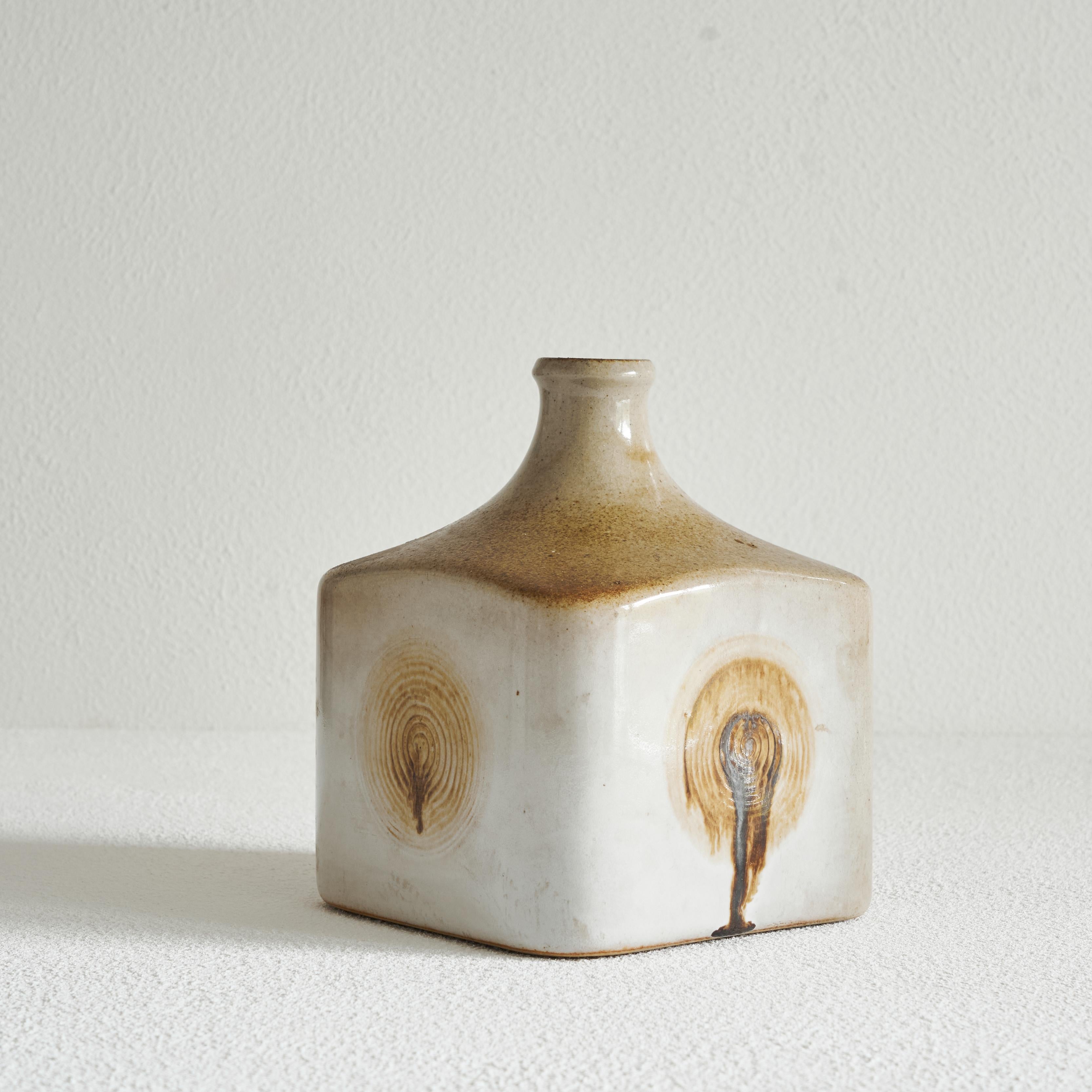 20th Century Midcentury ‘Wood Imprint’ Studio Pottery Vase 1960s For Sale