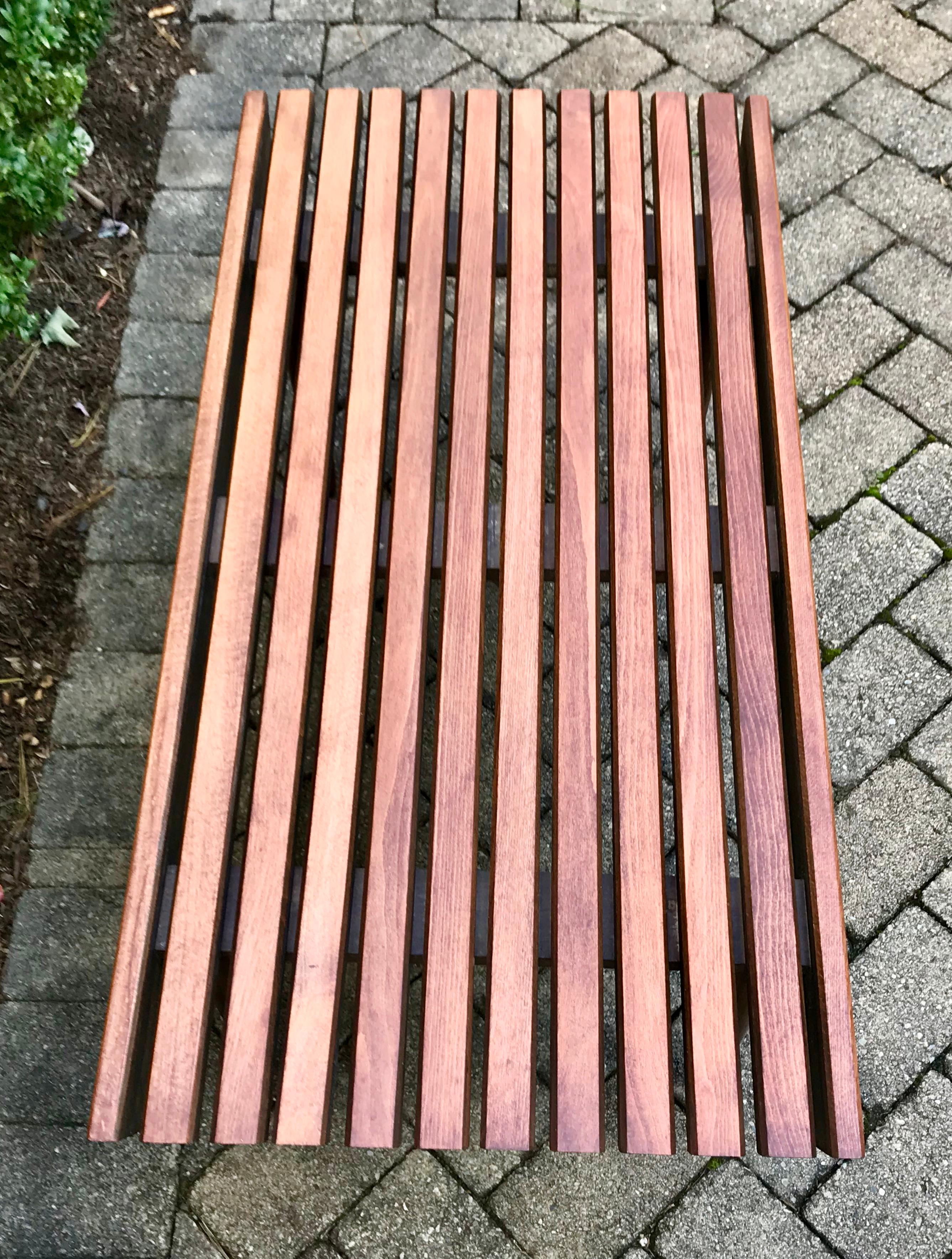 Mid Century Wood Slat Bench in the Style of George Nelson, 1960s In Good Condition For Sale In Bedford Hills, NY