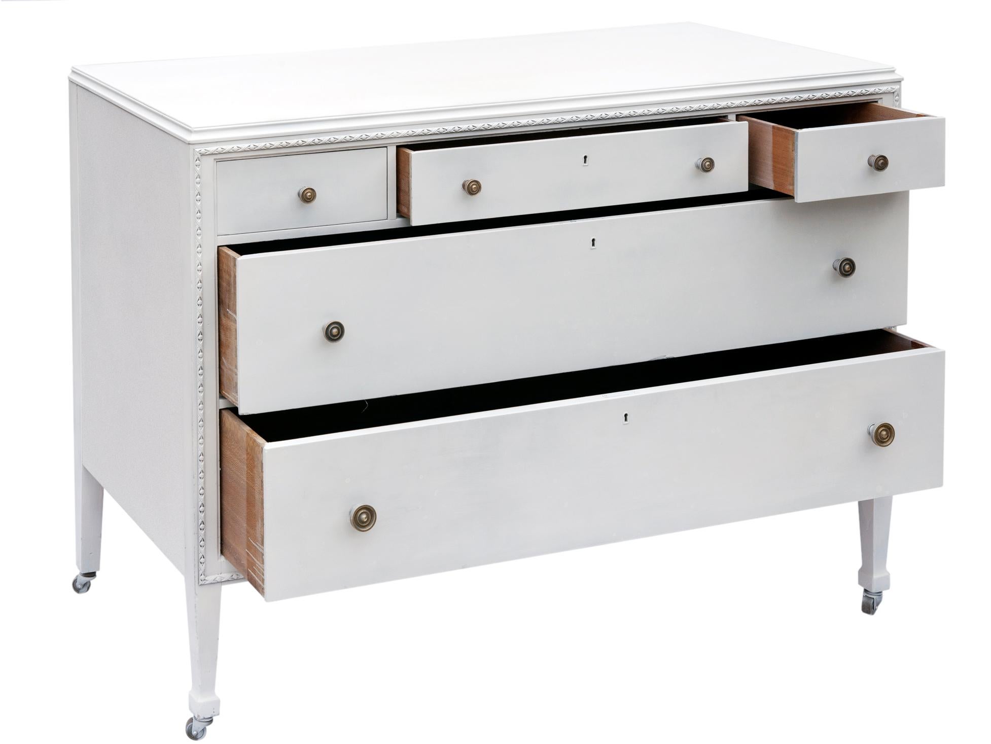 North American Midcentury Woodard Dresser in White Chest with 5 Drawers
