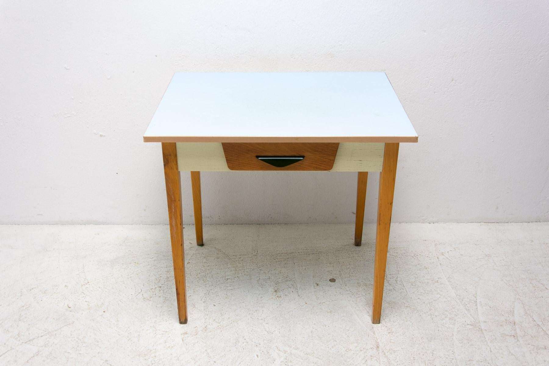 Mid Century Wooden and Formica Central Table, Czechoslovakia, 1960's For Sale 9